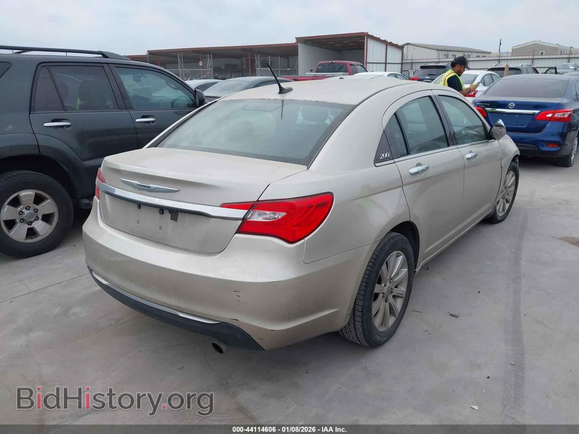 2013 CHRYSLER 200 - VIN: 1C3CCBCG6DN718898 - Фото 4