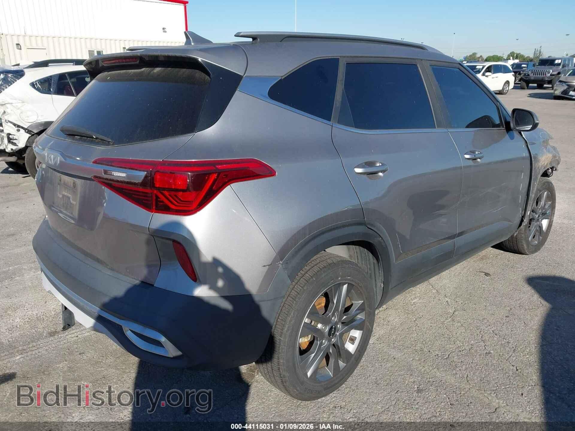 2022 KIA SELTOS - VIN: KNDEU2AA5N7300631 - Фото 4