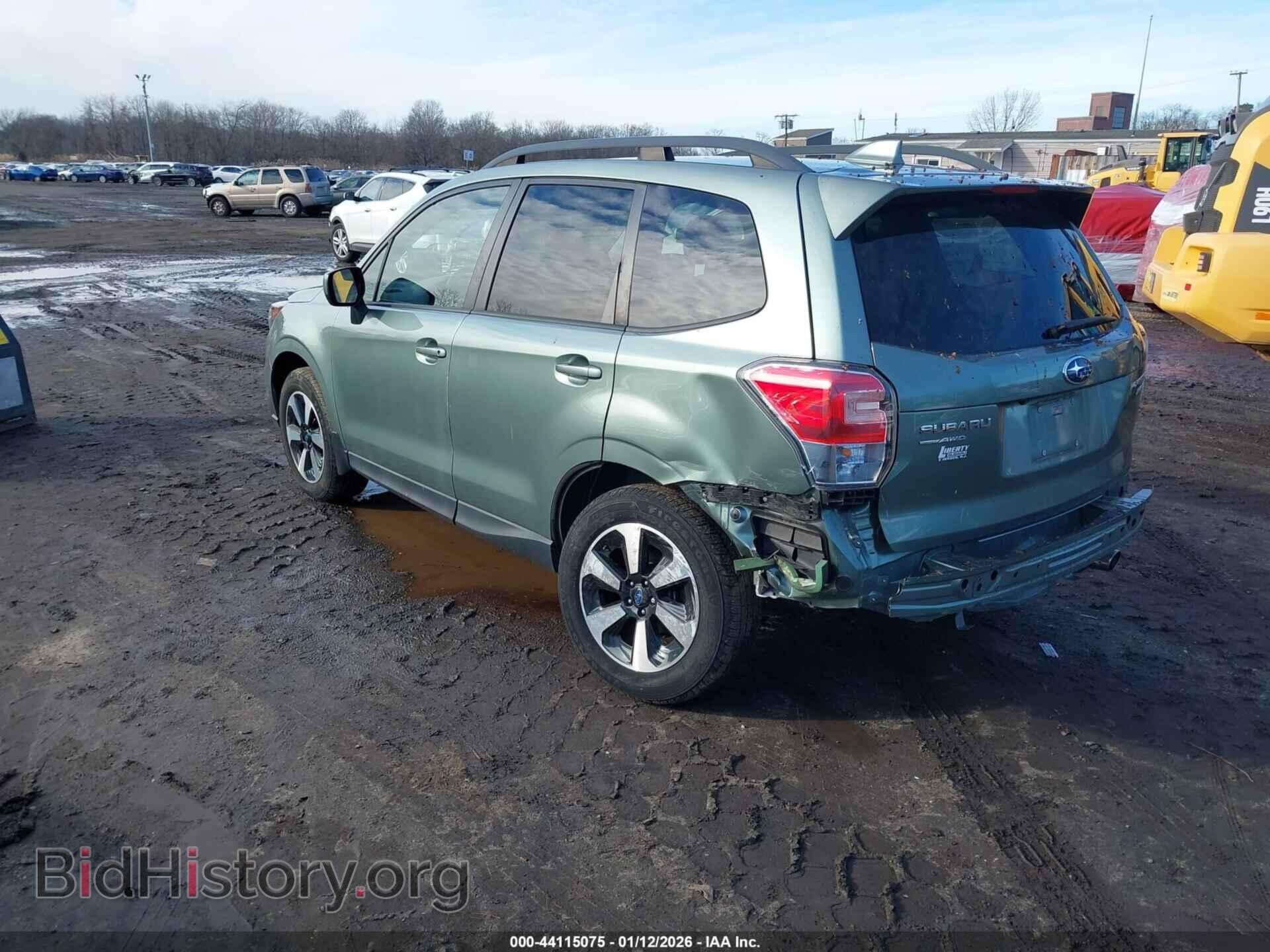 2017 SUBARU FORESTER - VIN: JF2SJAEC0HH413517 - Фото 3