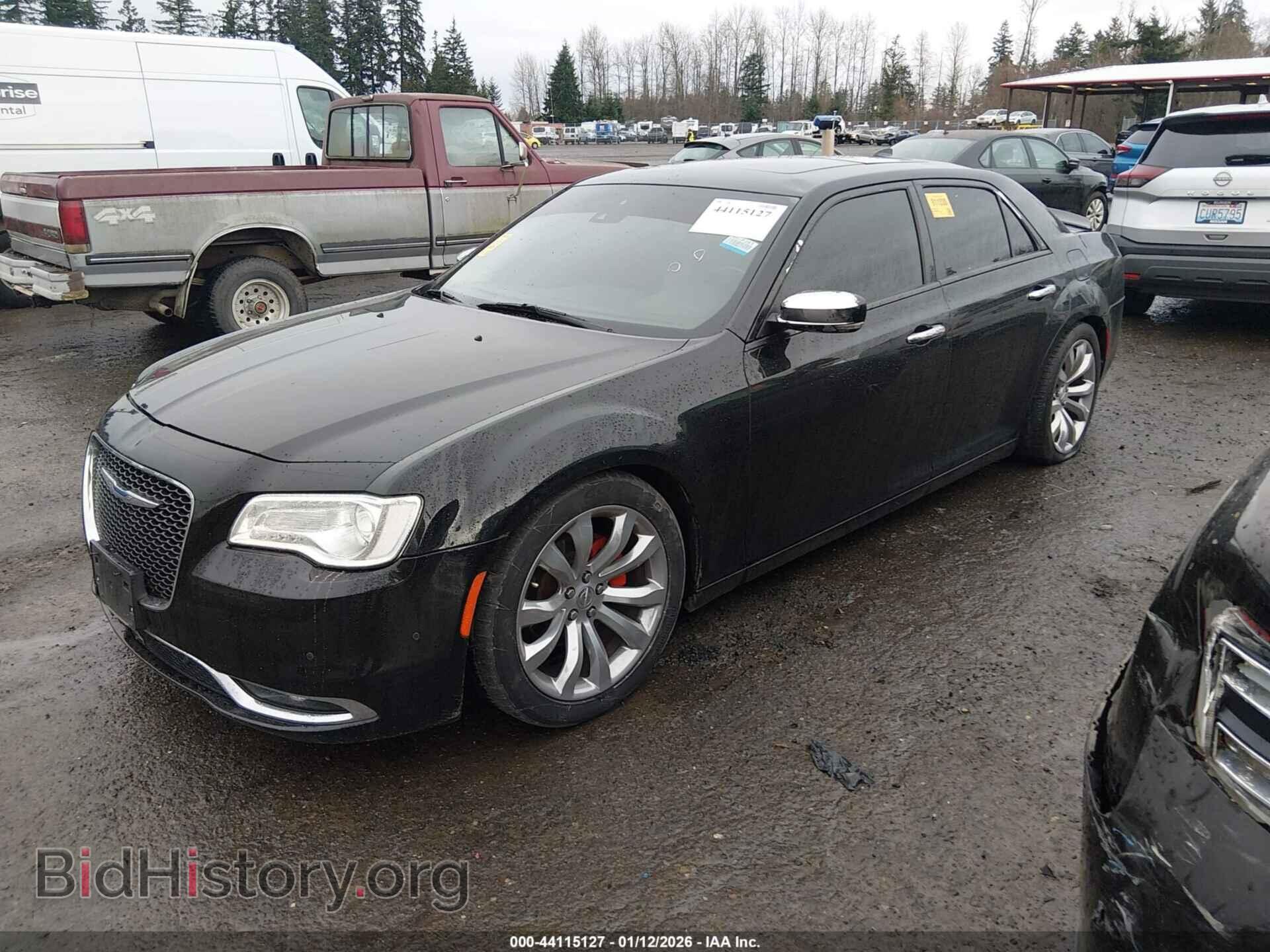 2018 CHRYSLER 300 - VIN: 2C3CCAEG4JH269927 - Фото 2