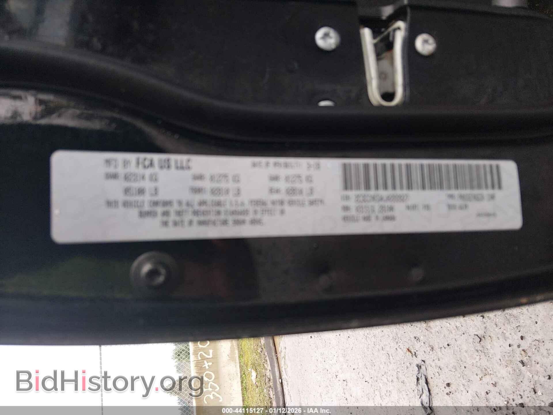 2018 CHRYSLER 300 - VIN: 2C3CCAEG4JH269927 - Фото 9