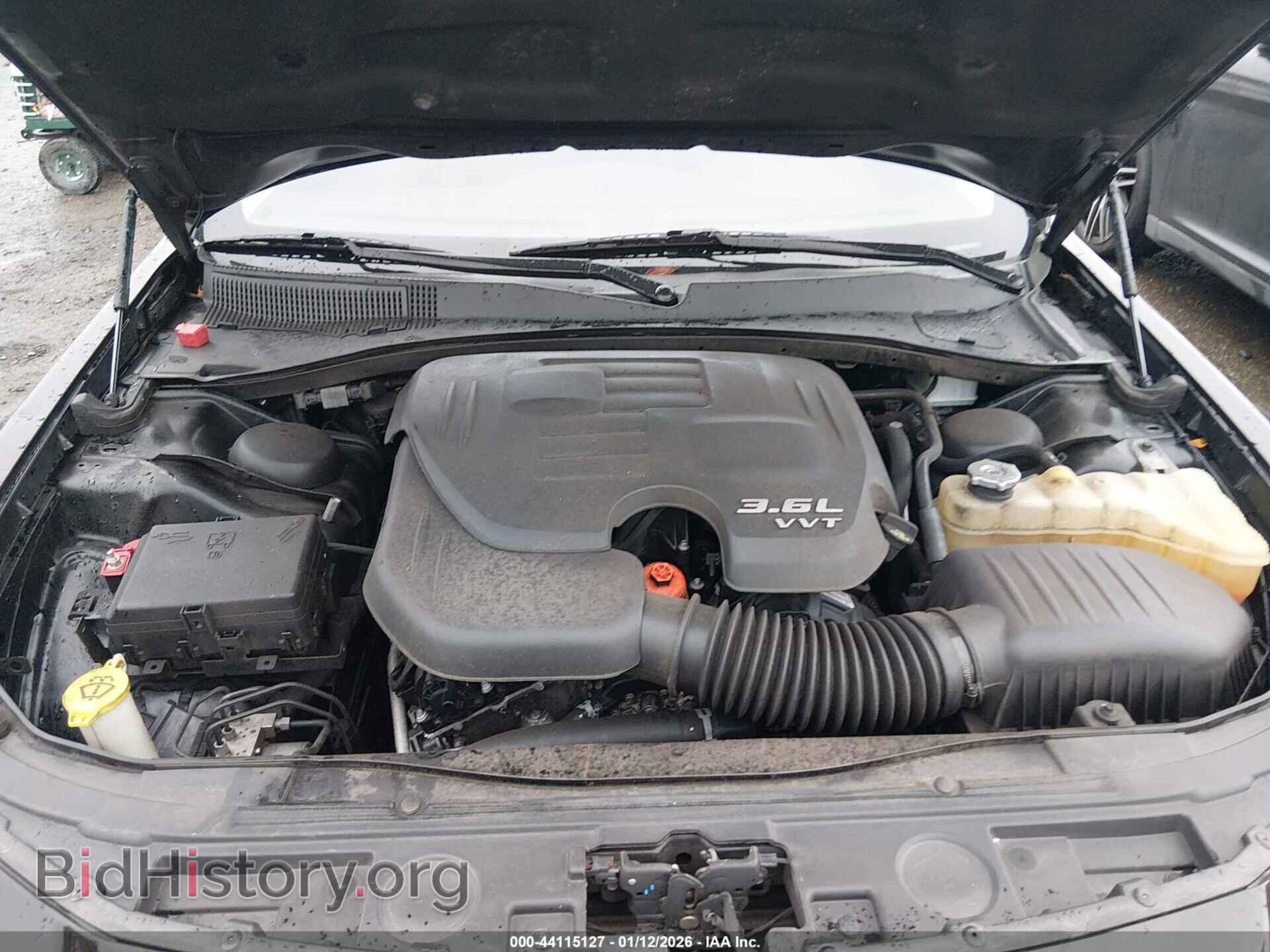 2018 CHRYSLER 300 - VIN: 2C3CCAEG4JH269927 - Фото 10