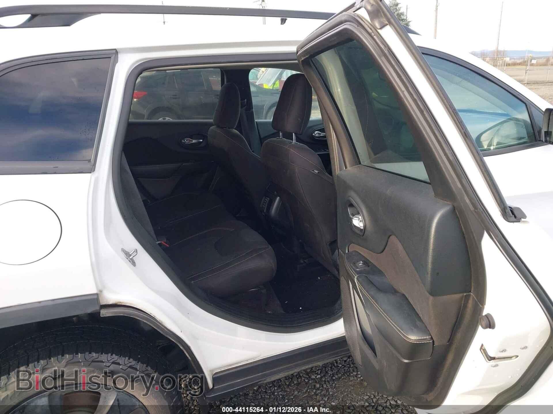 2016 JEEP CHEROKEE - VIN: 1C4PJMCB7GW187213 - Фото 8