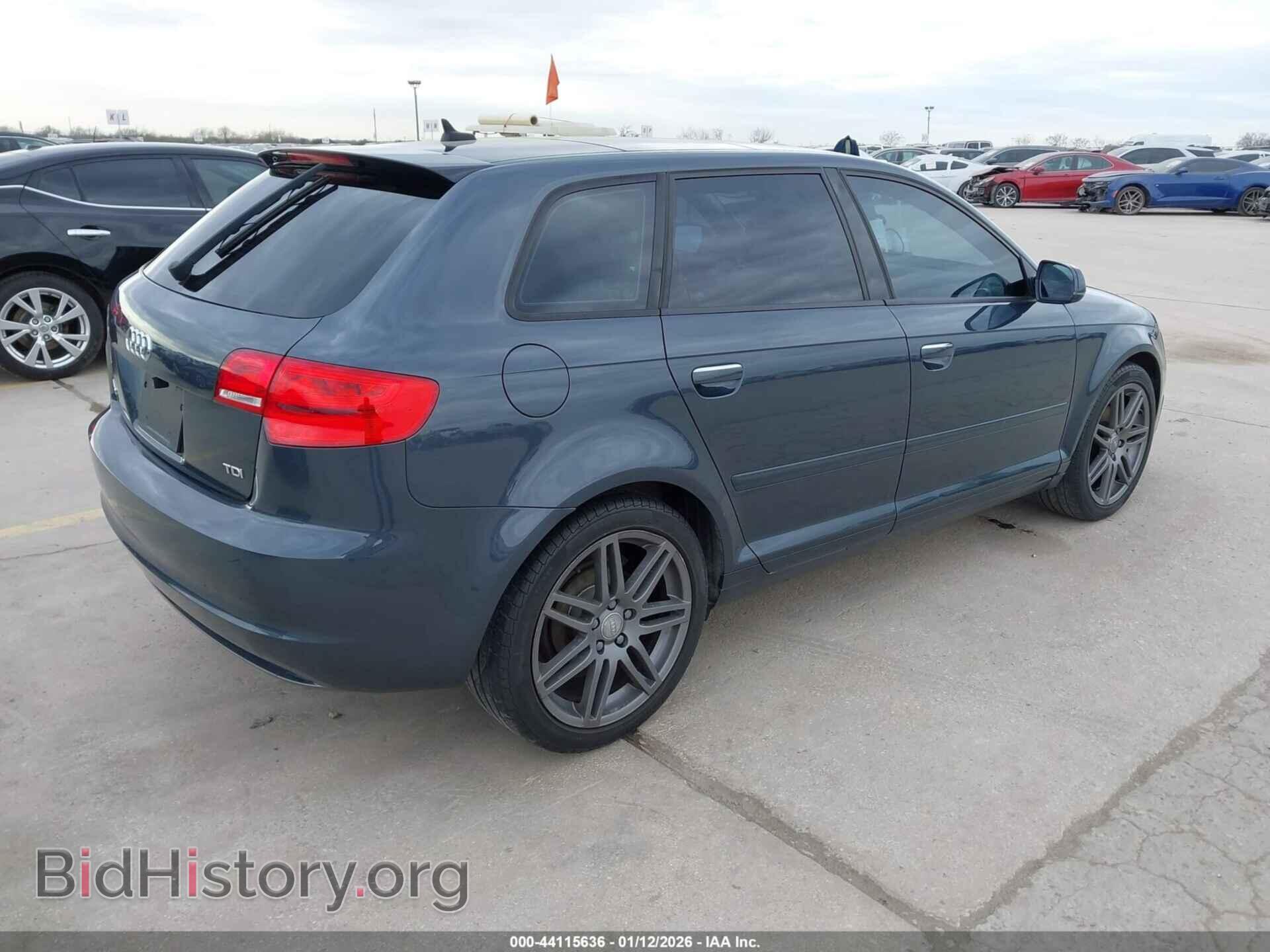 2012 AUDI A3 - VIN: WAUKJAFMXCA071501 - Фото 4