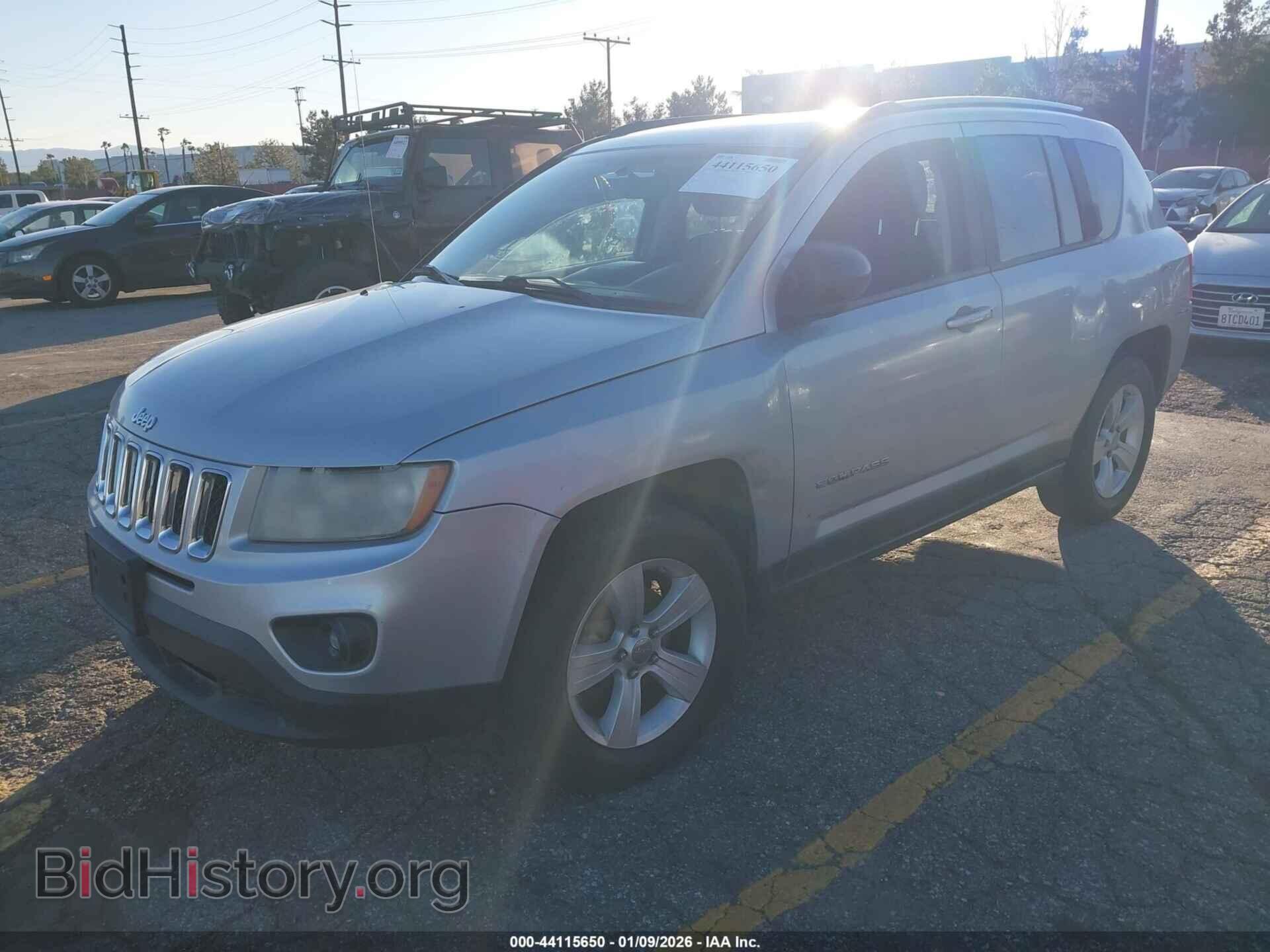 2011 JEEP COMPASS - VIN: 1J4NT1FA6BD248715 - Photo 2