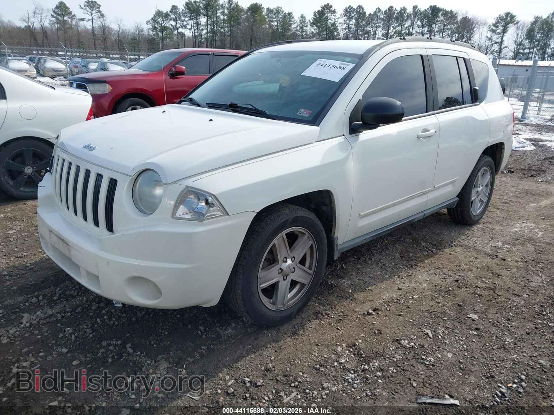 2010 JEEP COMPASS - VIN: 1J4NT4FBXAD553465 - Фото 2