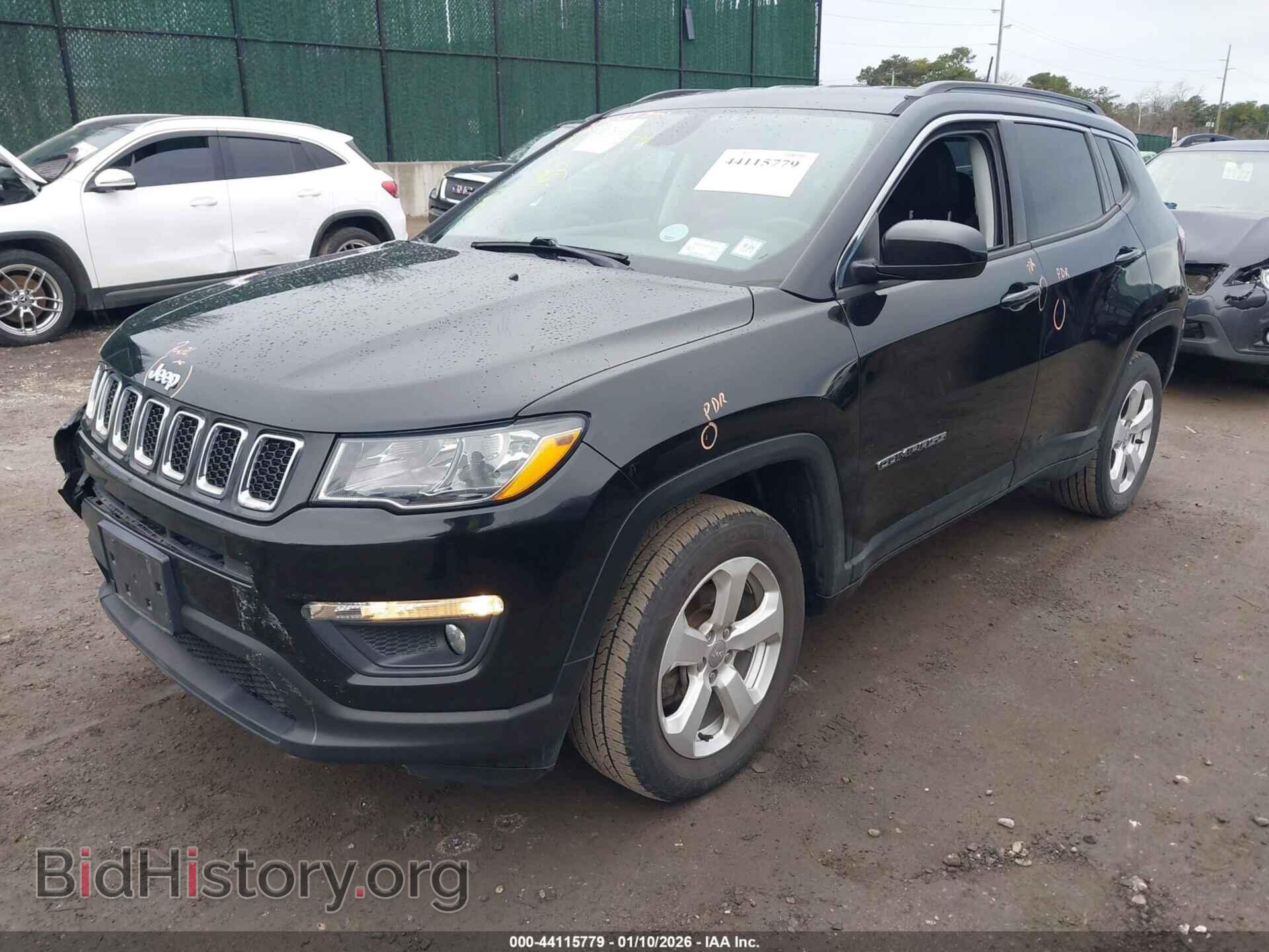 2019 JEEP COMPASS - VIN: 3C4NJDBB1KT847690 - Фото 2