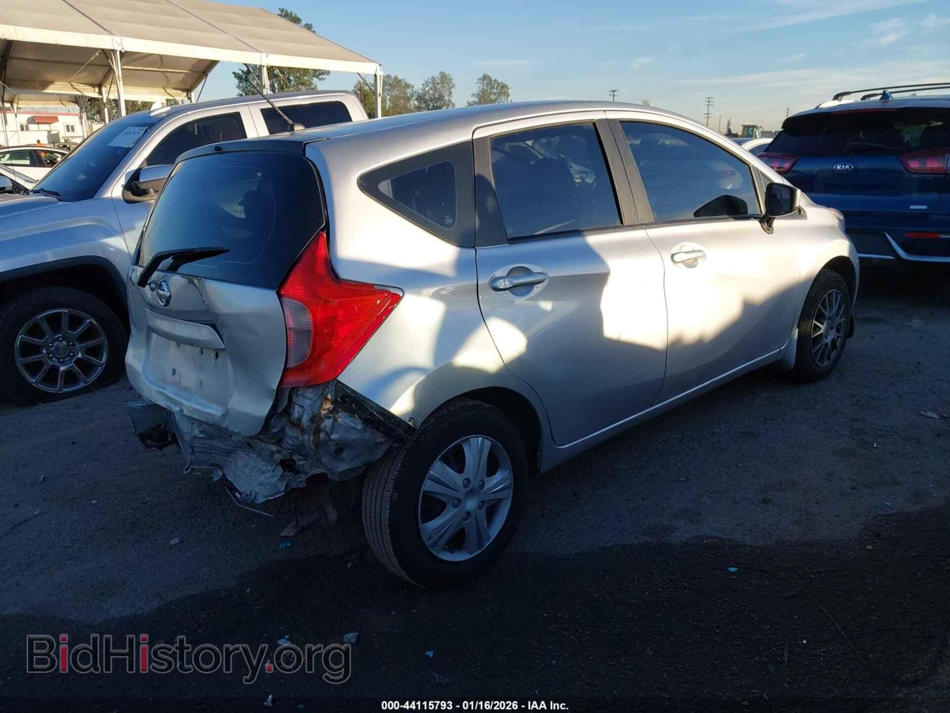 2015 NISSAN VERSA NOTE - VIN: 3N1CE2CP2FL389239 - Фото 4