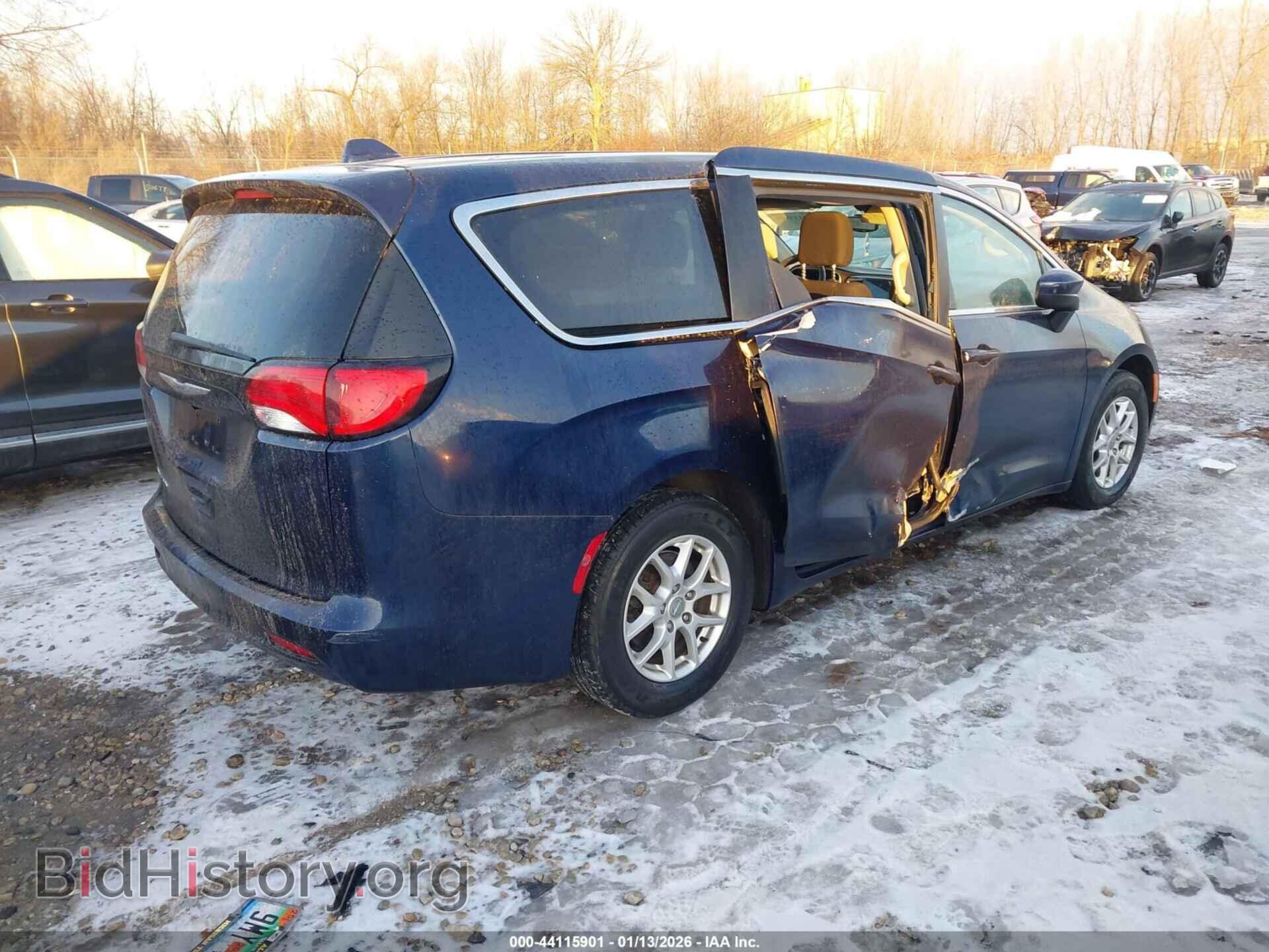 2017 CHRYSLER PACIFICA - VIN: 2C4RC1DG3HR518245 - Фото 4
