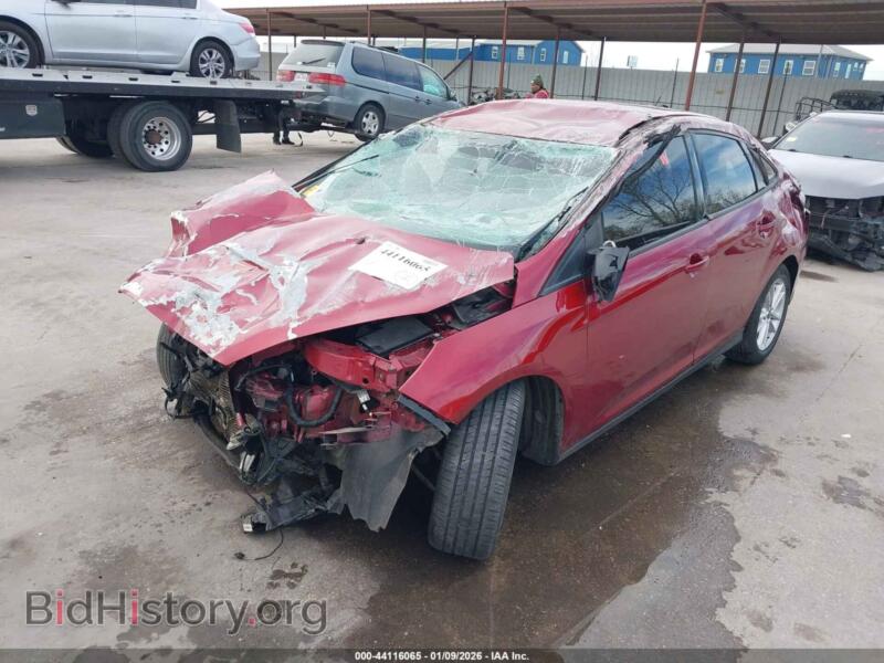 2017 Ford FOCUS (VIN 1FADP3F25HL244640) — фото 2 из 13