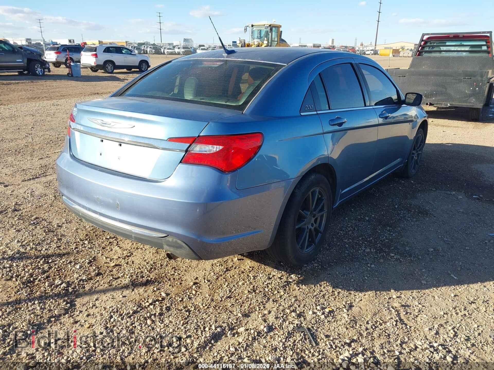 2011 CHRYSLER 200 - VIN: 1C3BC4FB5BN549204 - Фото 4