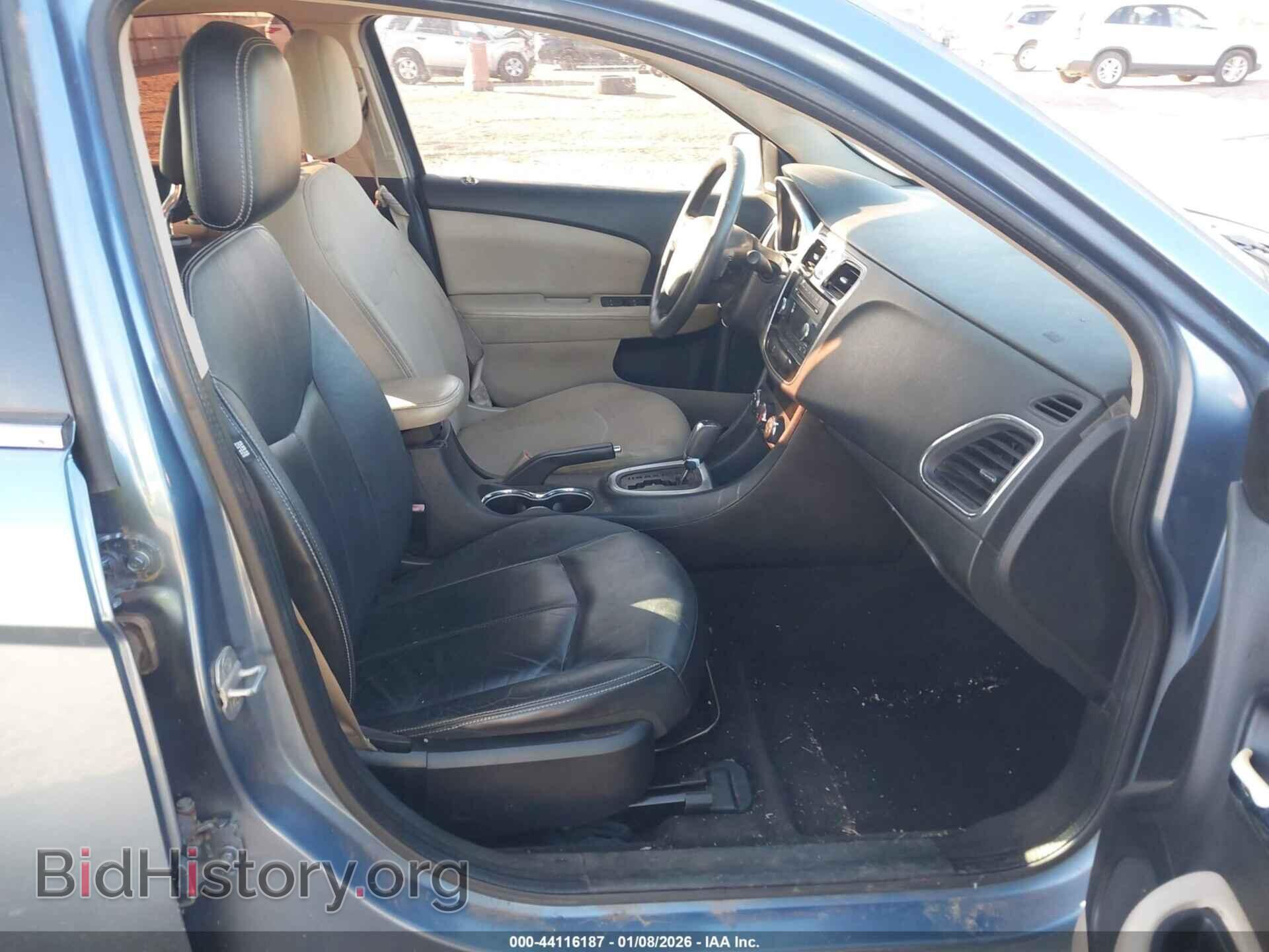 2011 CHRYSLER 200 - VIN: 1C3BC4FB5BN549204 - Фото 5