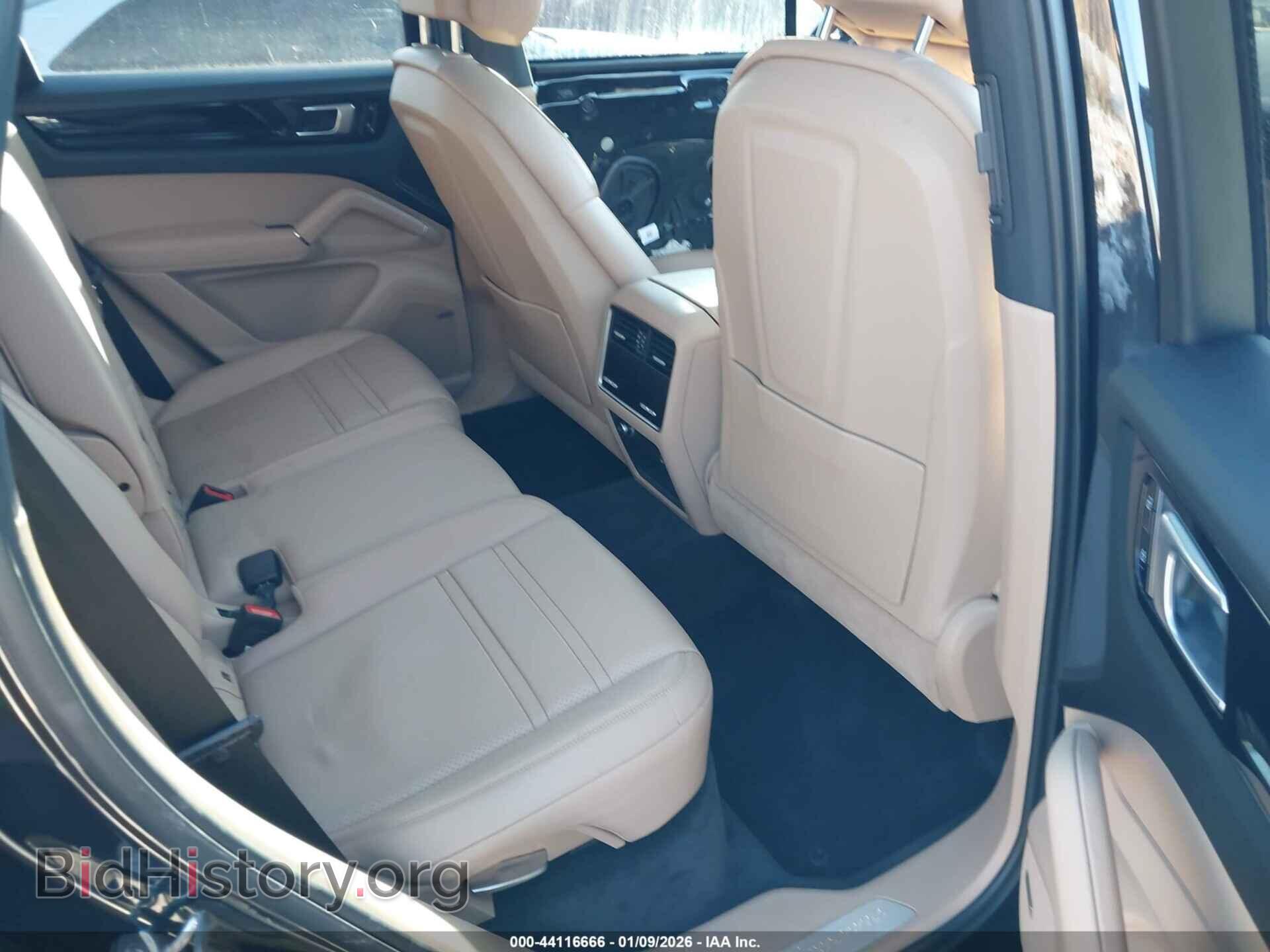 2019 PORSCHE CAYENNE - VIN: WP1AA2AY2KDA12923 - Photo 8