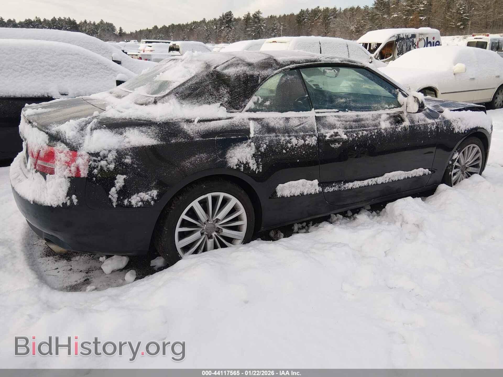 2010 AUDI A5 - VIN: WAULFAFH3AN023868 - Фото 4