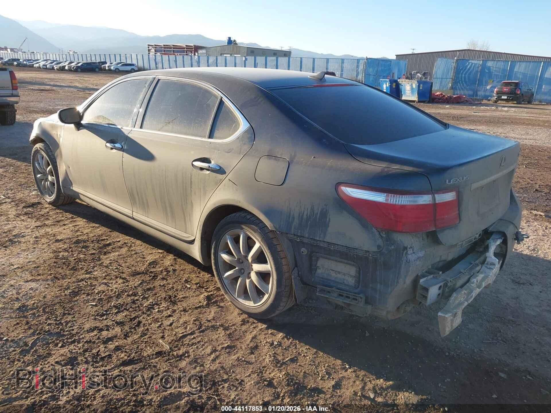 2007 LEXUS LS 460 - VIN: JTHGL46F475012706 - Photo 3