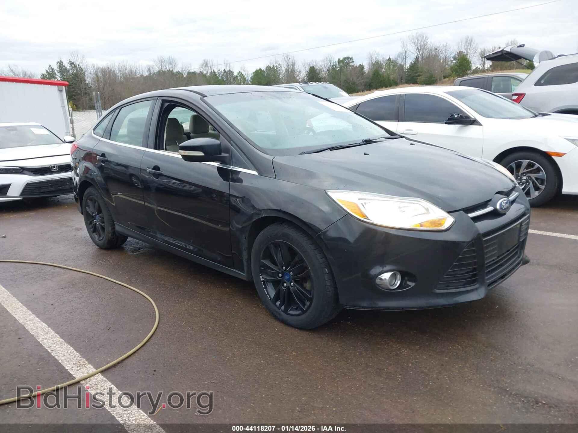 Photo 1FAHP3H28CL375438 - FORD FOCUS 2012