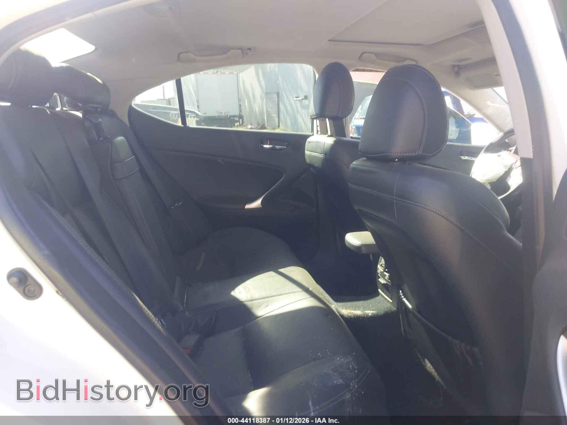 2011 LEXUS IS 250 - VIN: JTHBF5C2XB2101151 - Фото 8