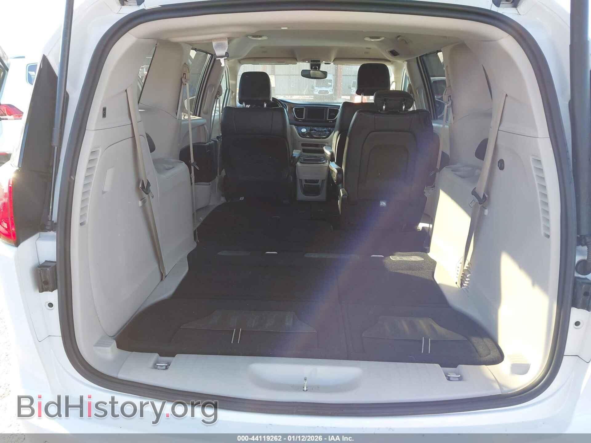 2019 CHRYSLER PACIFICA - VIN: 2C4RC1BG3KR700571 - Photo 18