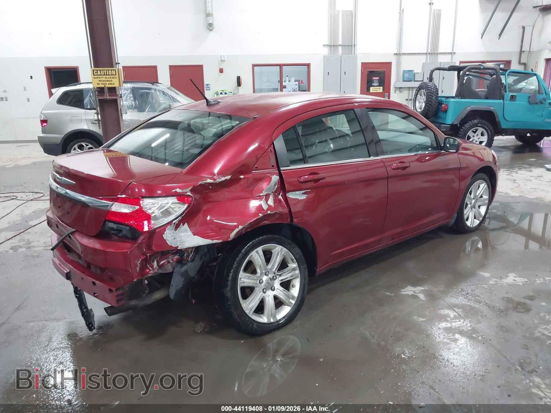 2013 CHRYSLER 200 - VIN: 1C3CCBBB3DN596197 - Фото 4