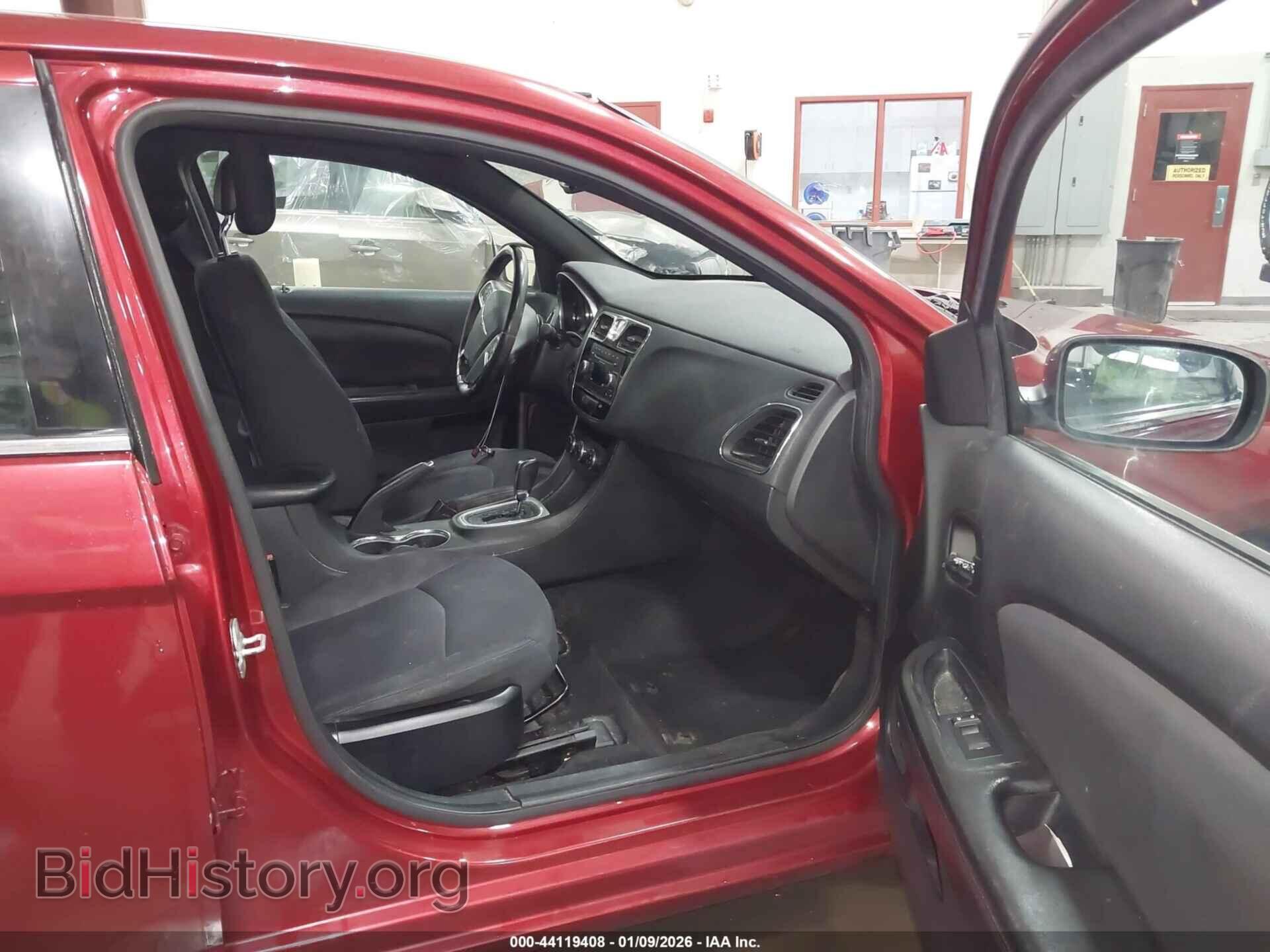 2013 CHRYSLER 200 - VIN: 1C3CCBBB3DN596197 - Фото 5