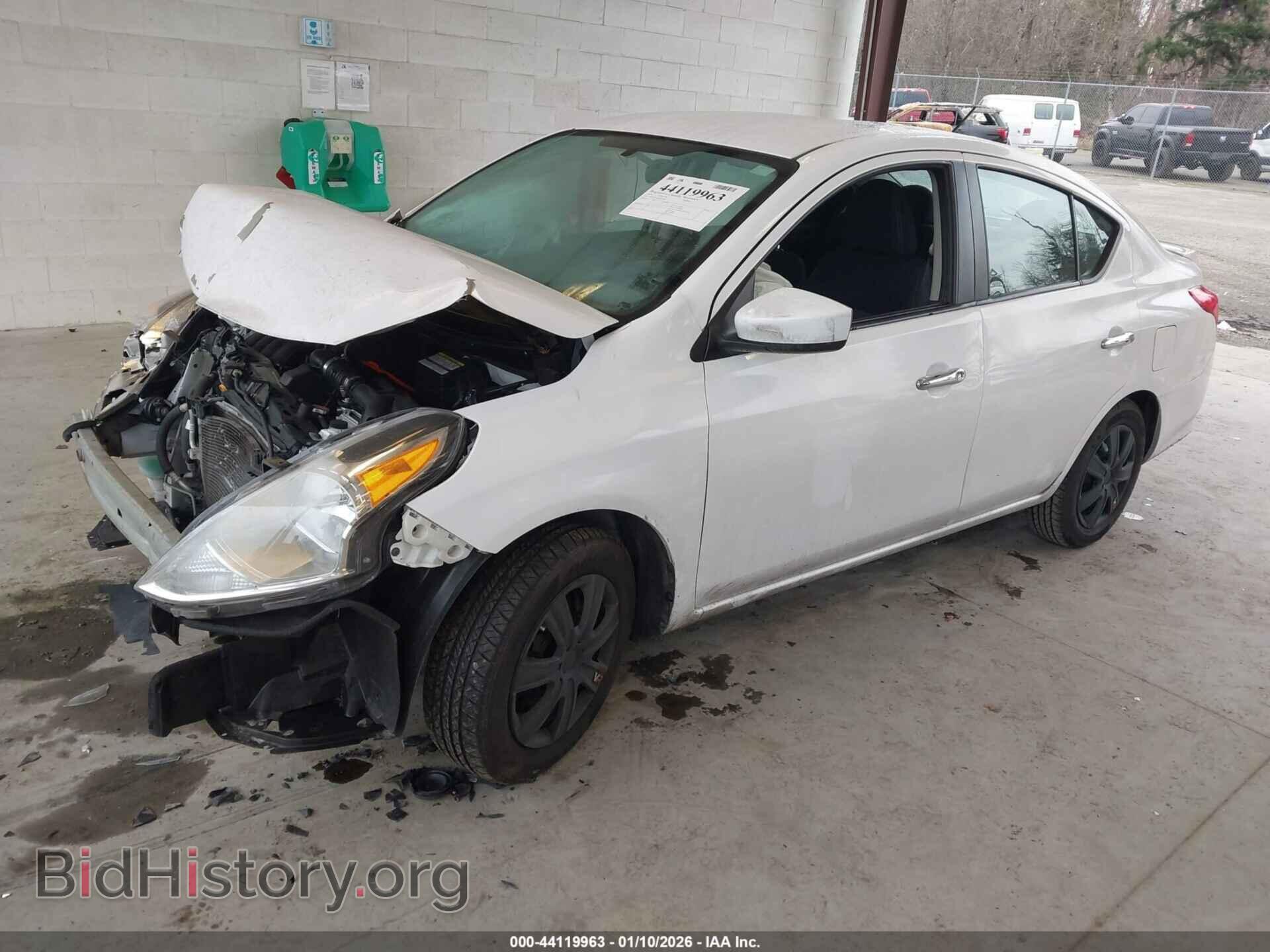 2019 NISSAN VERSA - VIN: 3N1CN7AP3KL832010 - Фото 2