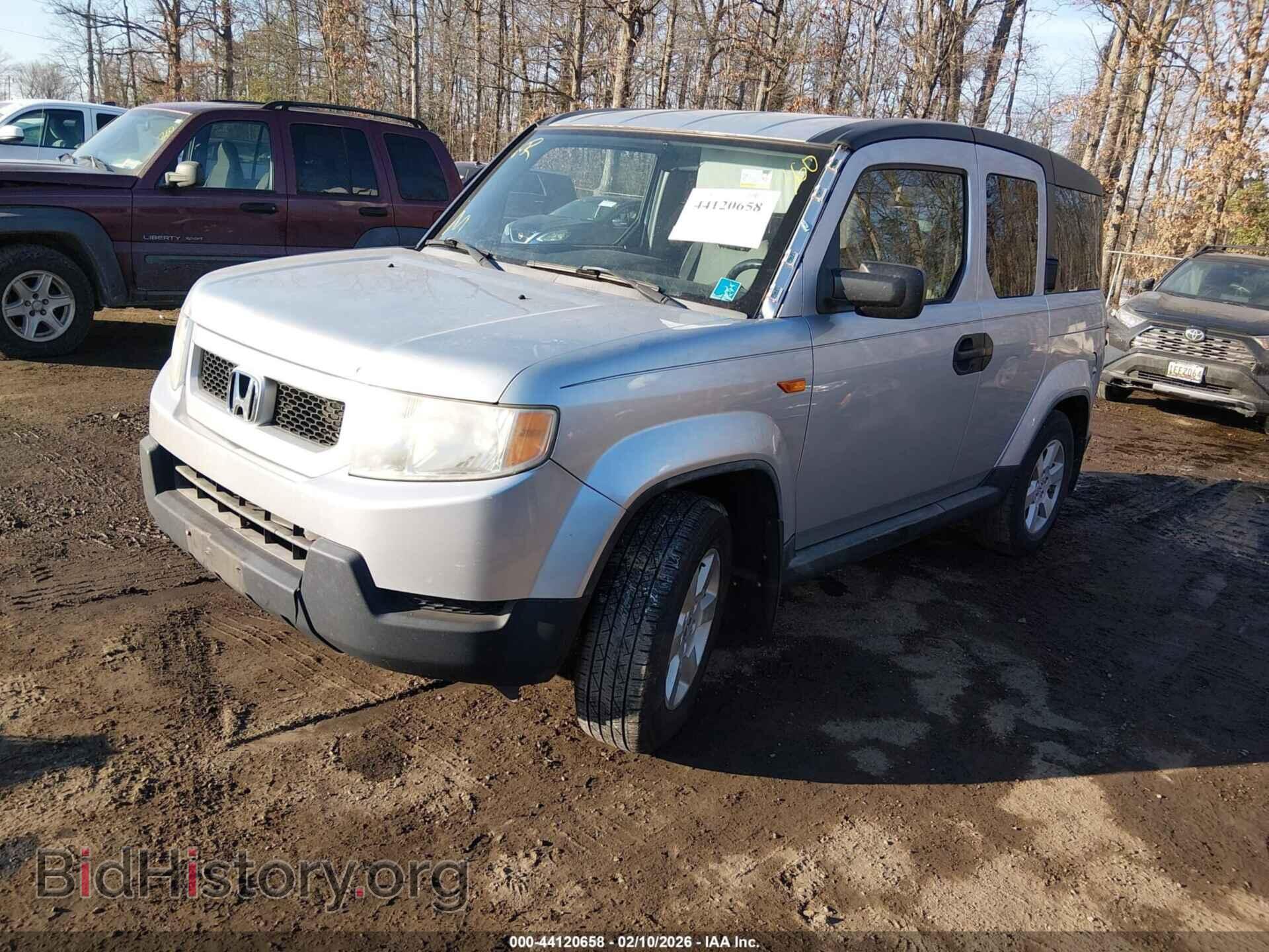 2011 HONDA ELEMENT - VIN: 5J6YH2H74BL003861 - Photo 2