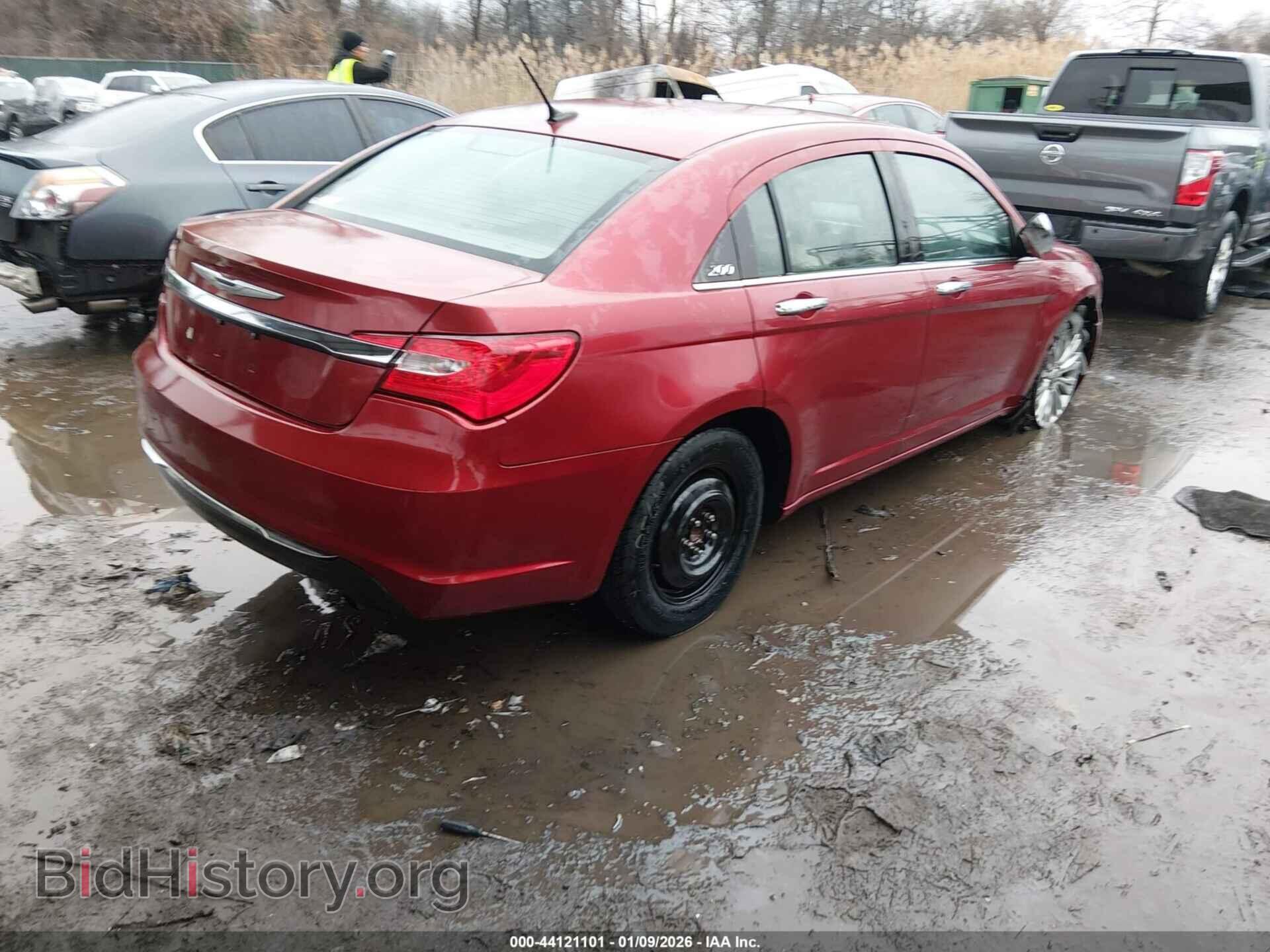 2012 CHRYSLER 200 - VIN: 1C3CCBCB4CN303937 - Фото 4