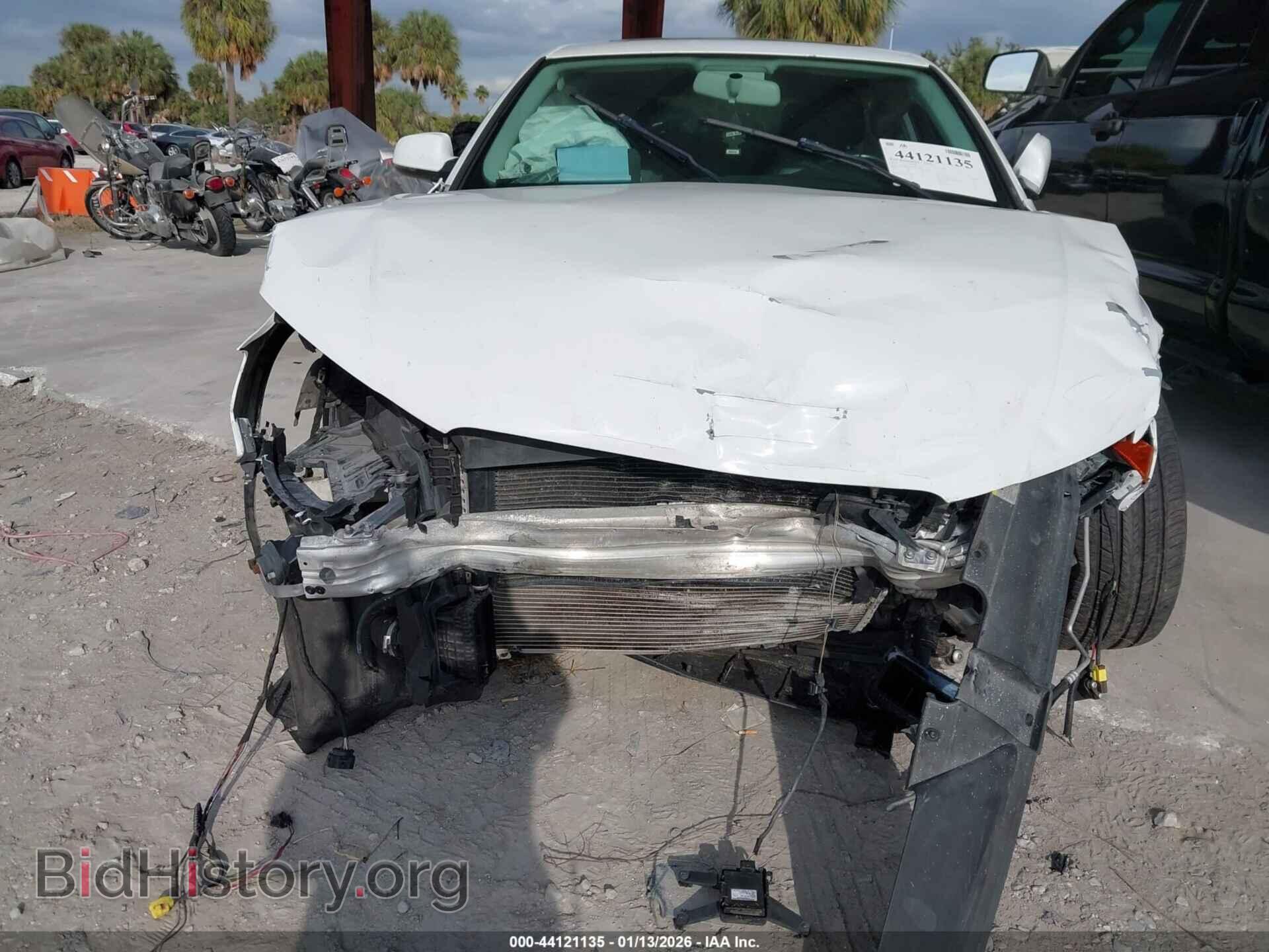 2011 AUDI A4 - VIN: WAUAFAFL8BN033518 - Фото 6