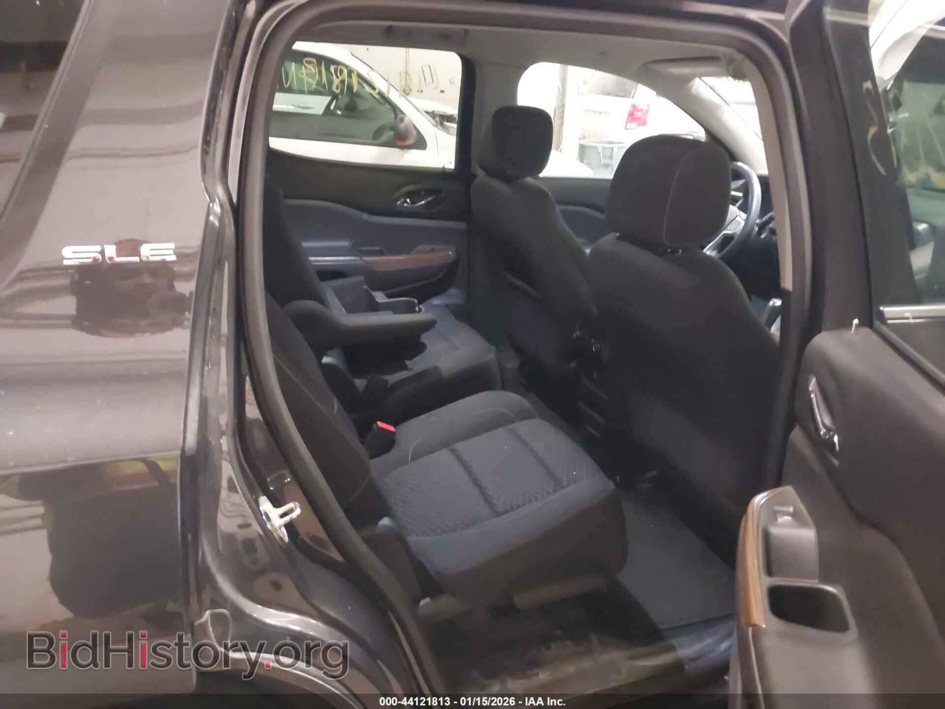2017 GMC ACADIA - VIN: 1GKKNSLS2HZ170584 - Photo 8
