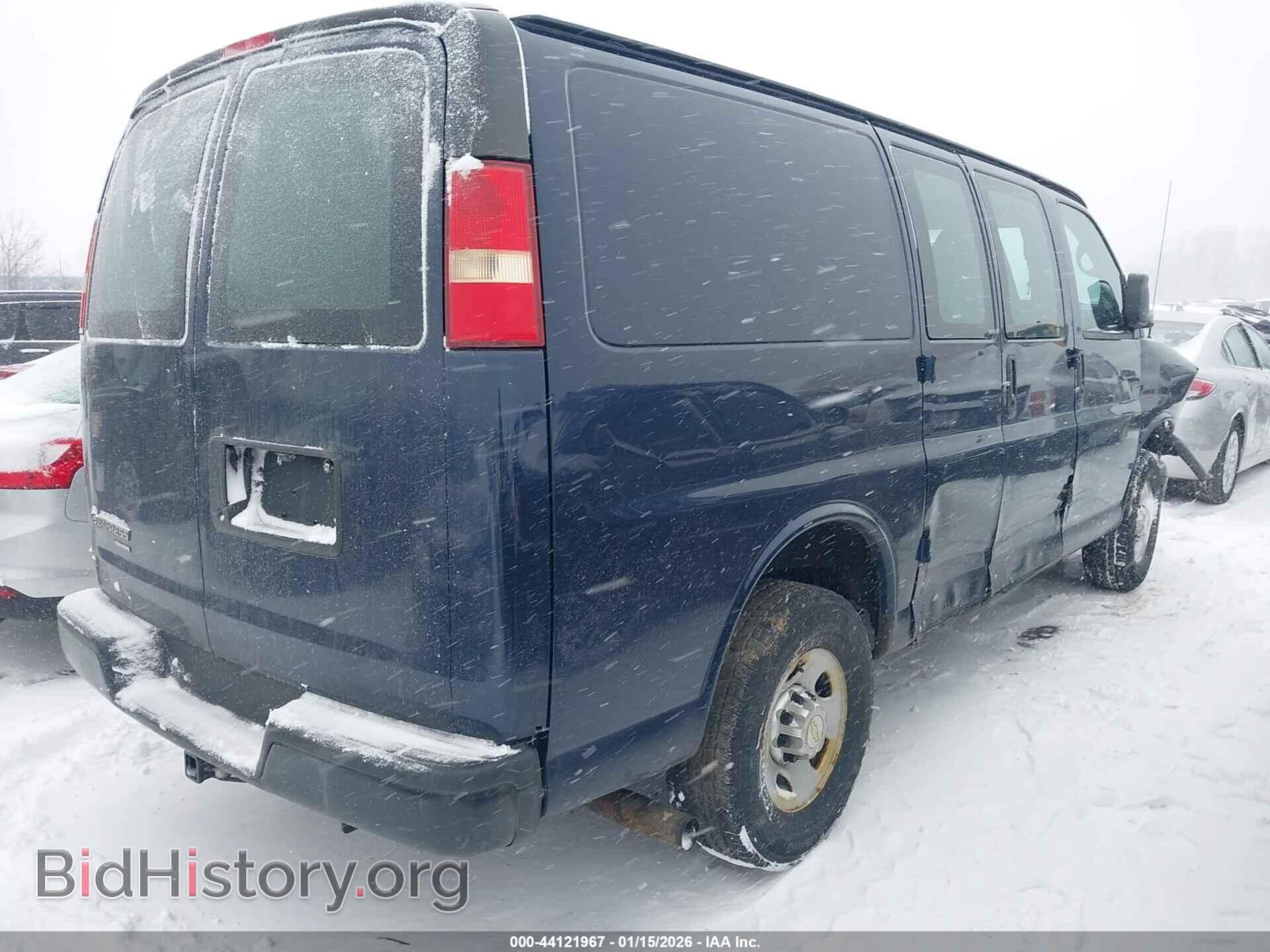 2014 CHEVROLET EXPRESS 2500 - VIN: 1GCWGFCA3E1121295 - Фото 4