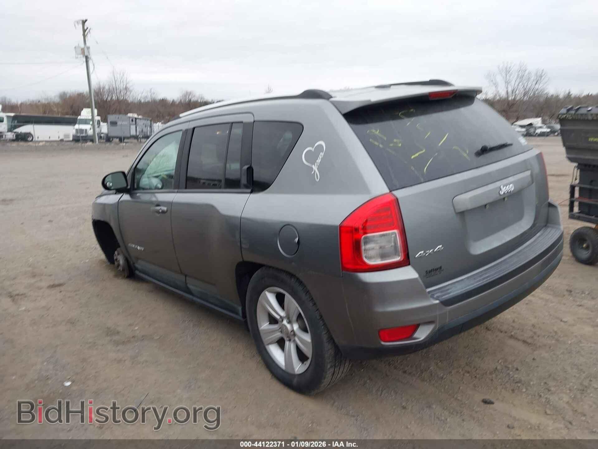 2011 JEEP COMPASS - VIN: 1J4NF1FB3BD282532 - Photo 3