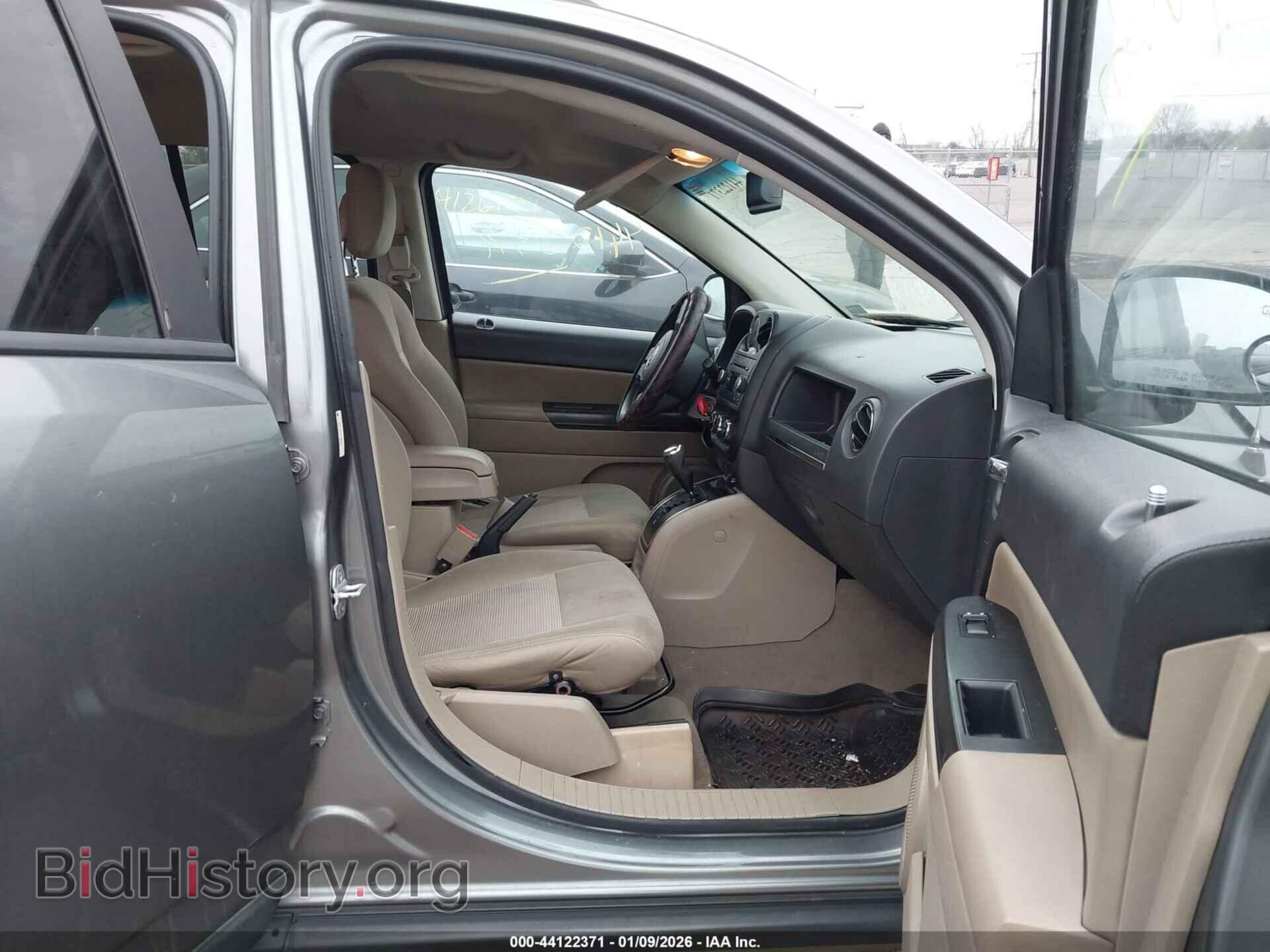 2011 JEEP COMPASS - VIN: 1J4NF1FB3BD282532 - Photo 5