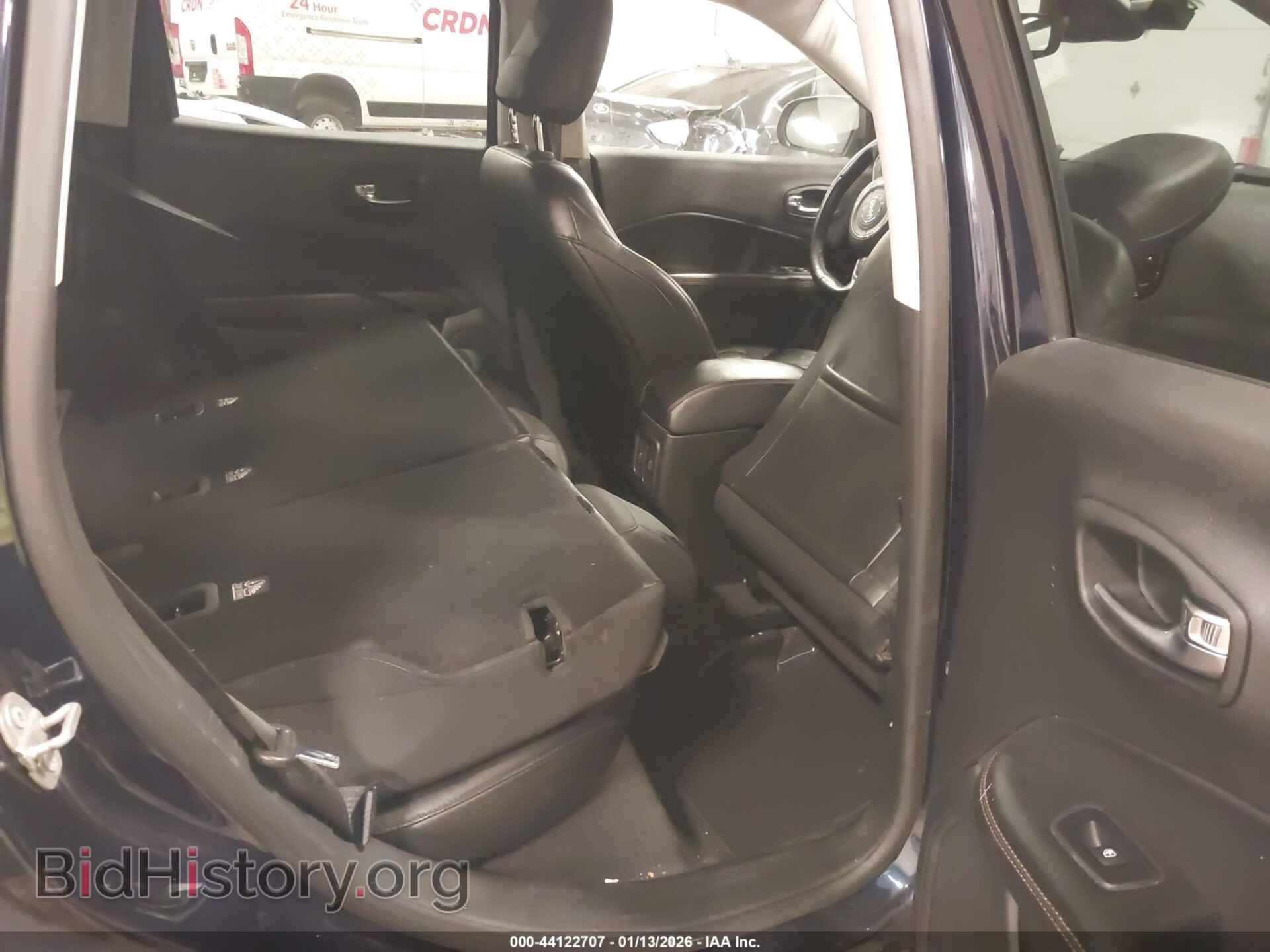 2018 JEEP COMPASS - VIN: 3C4NJDCB0JT329874 - Фото 5