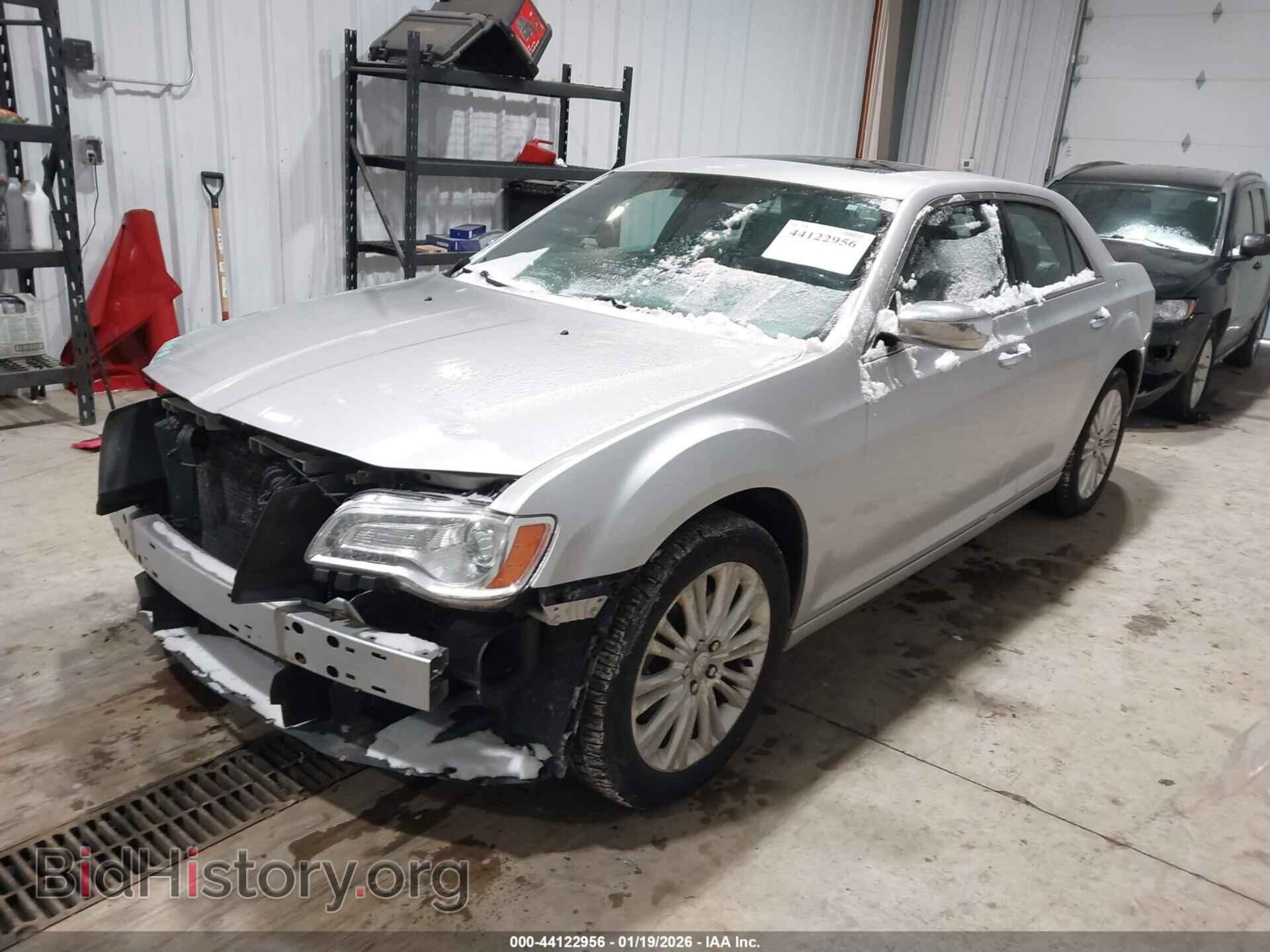 2012 CHRYSLER 300 - VIN: 2C3CCAHG4CH314038 - Фото 2