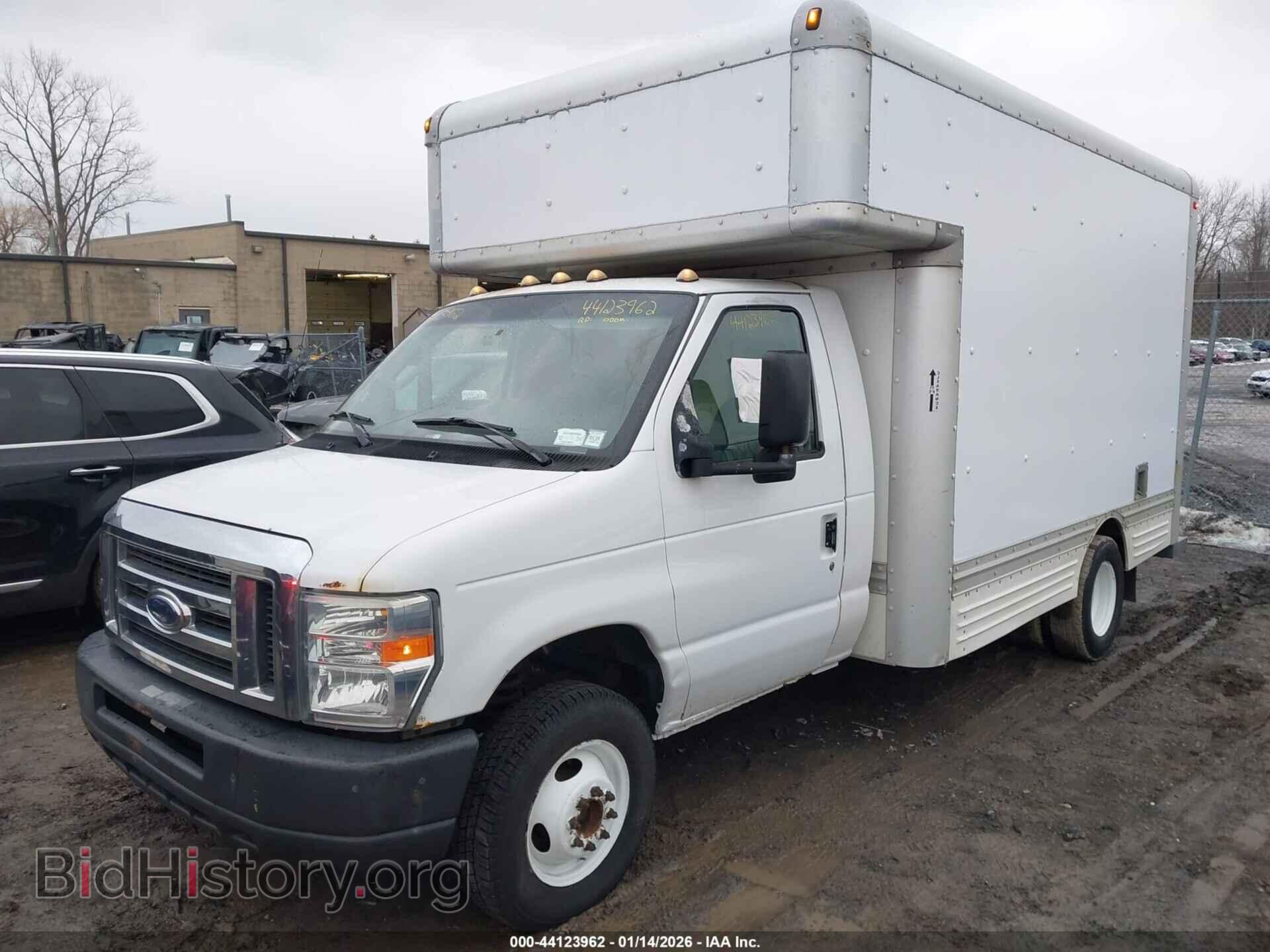 2010 FORD E-450 CUTAWAY - VIN: 1FDXE4FS3ADA79833 - Фото 2
