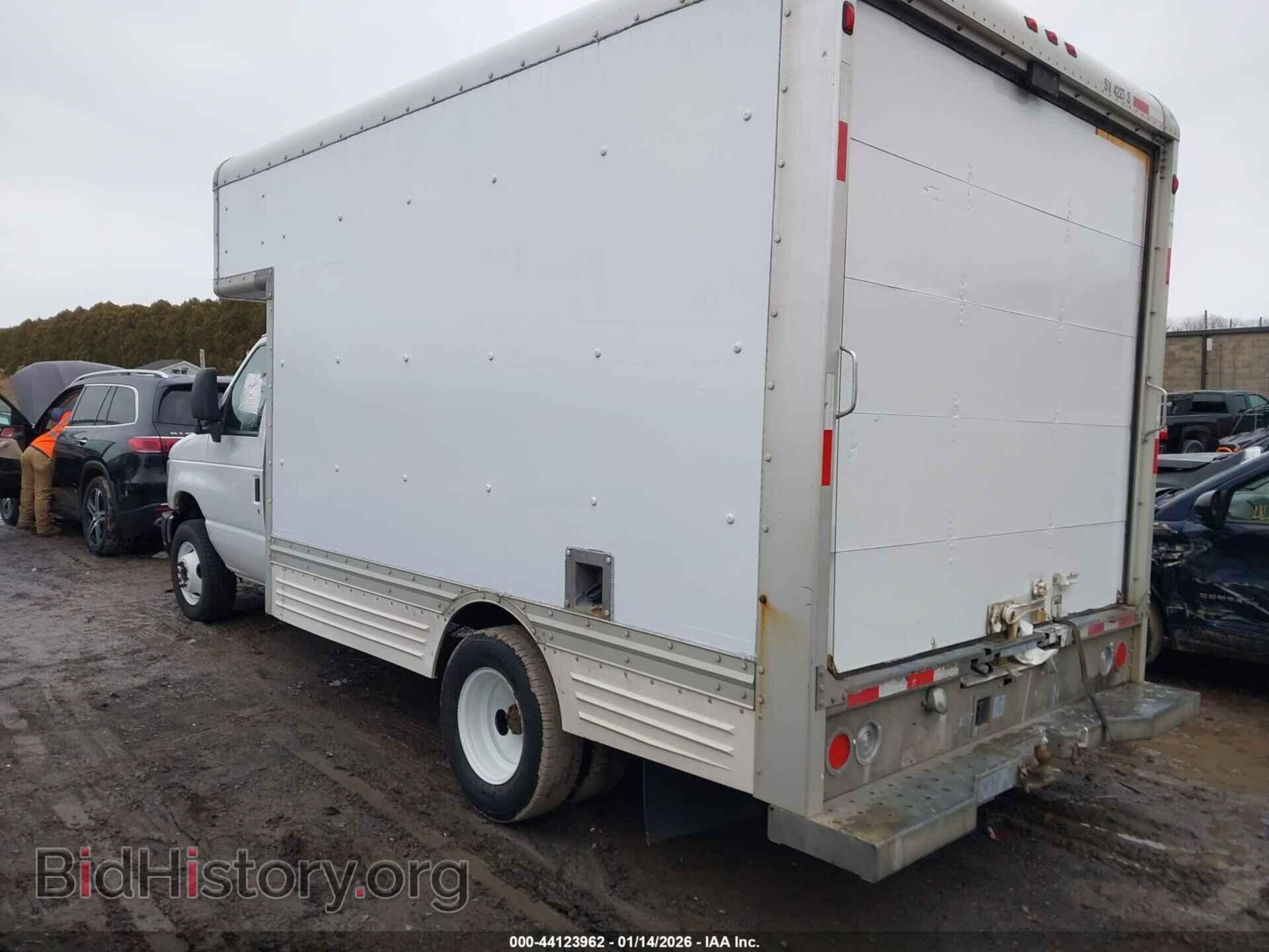 2010 FORD E-450 CUTAWAY - VIN: 1FDXE4FS3ADA79833 - Фото 3