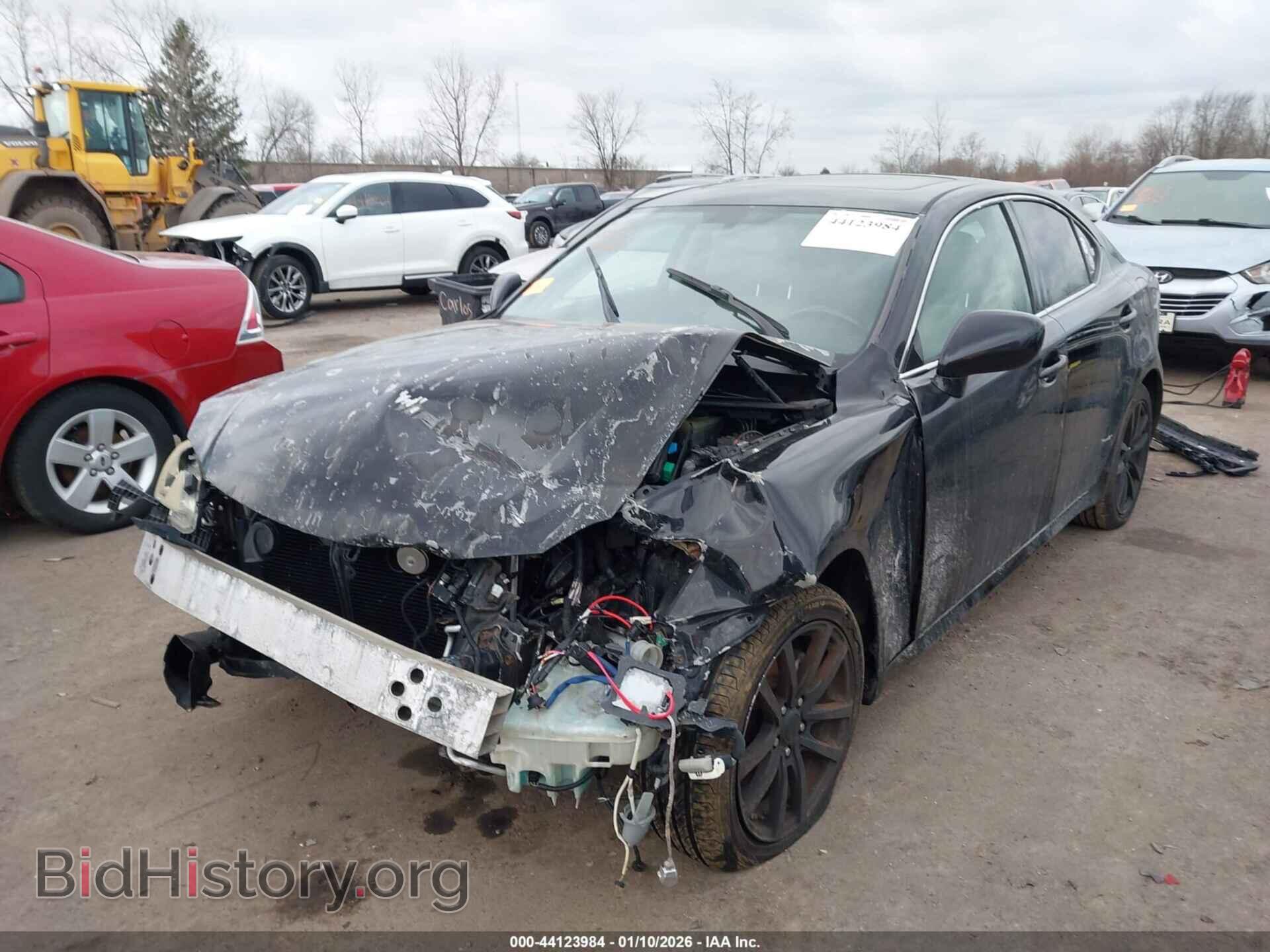 2007 LEXUS IS 250 - VIN: JTHCK262272019285 - Photo 2