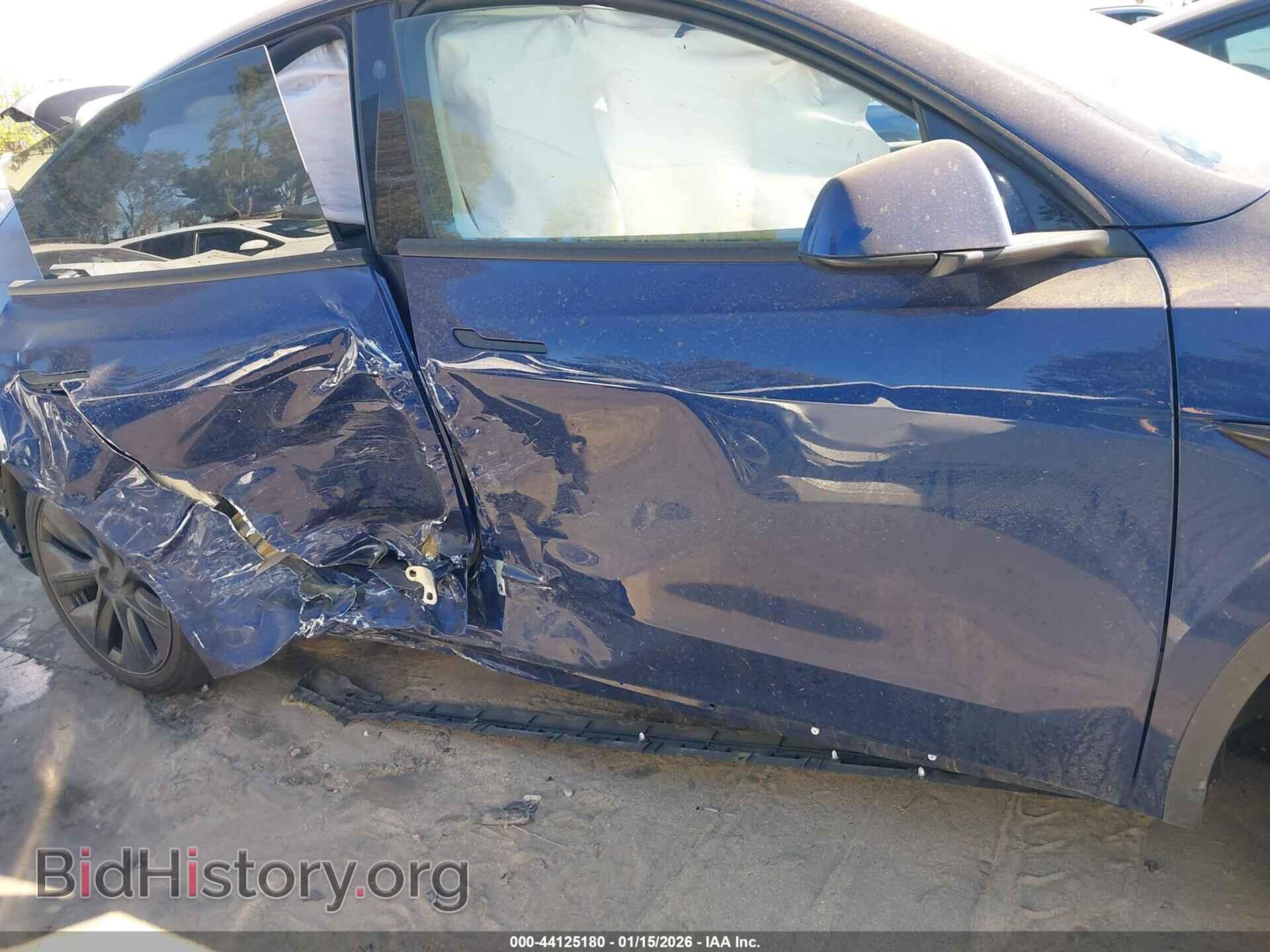 2024 TESLA MODEL Y - VIN: 7SAYGDEE7RF152126 - Фото 14