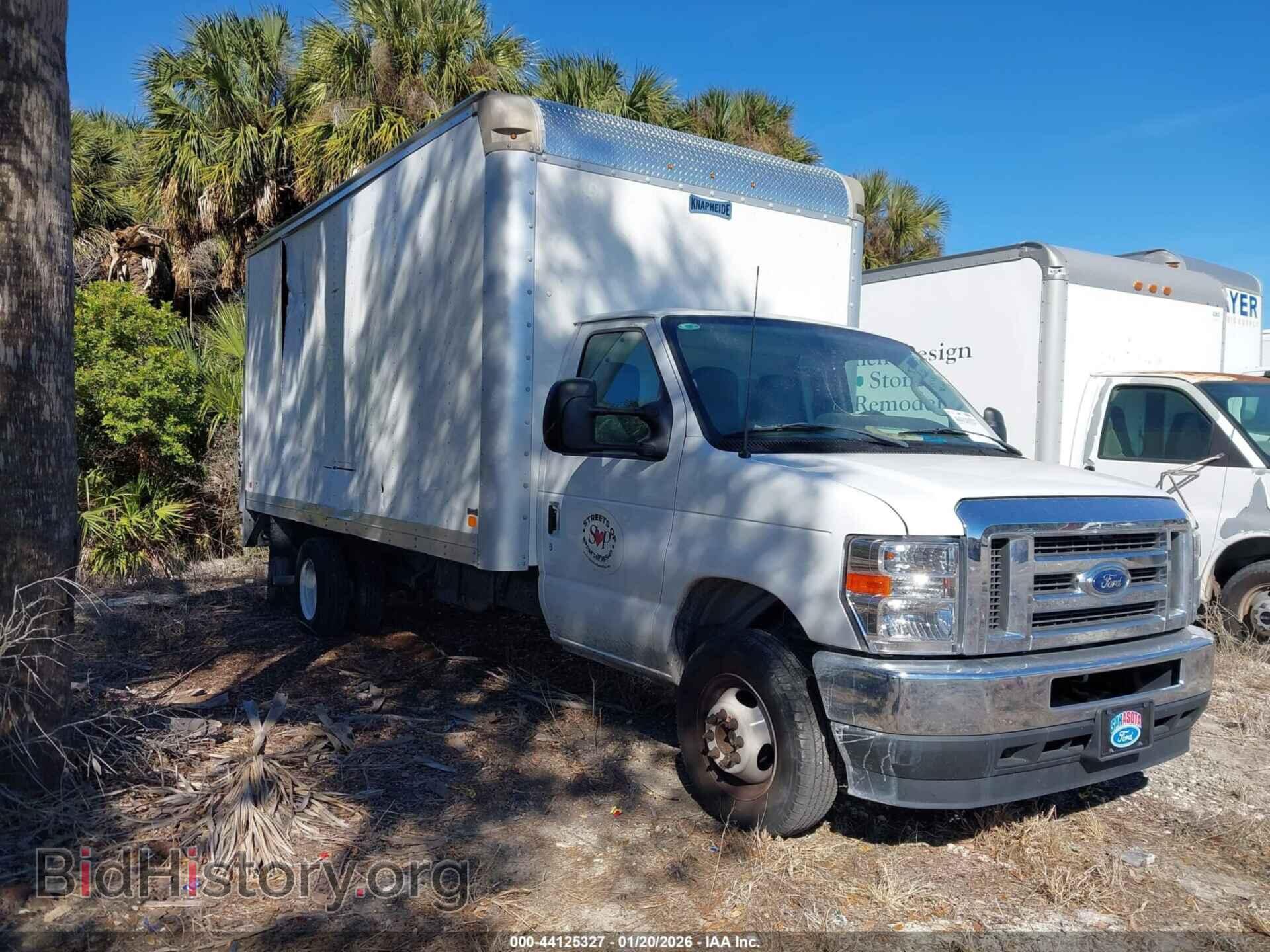 Photo 1FDXE4FN6RDD22086 - FORD E-450 CUTAWAY 2024