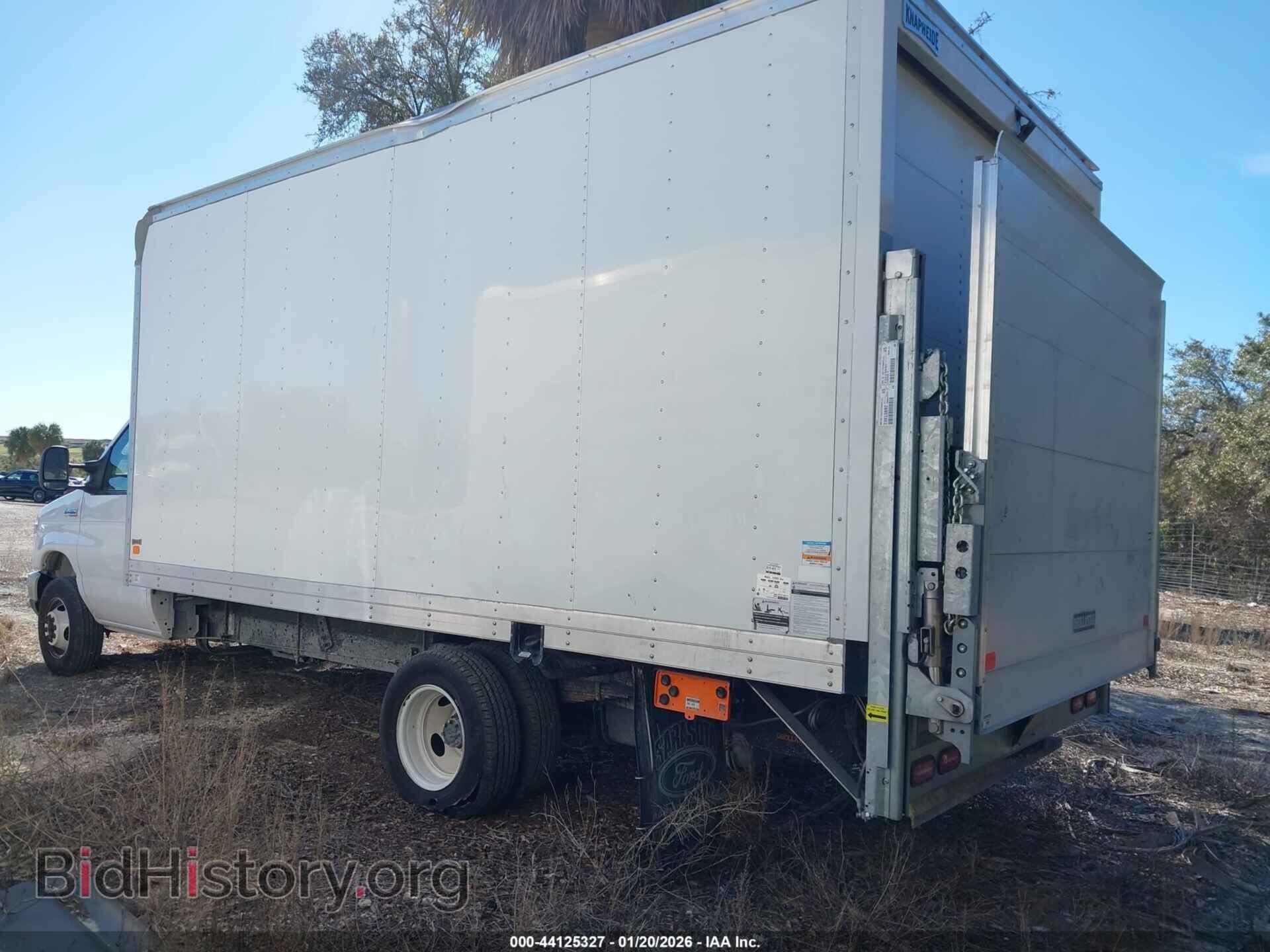 2024 FORD E-450 CUTAWAY - VIN: 1FDXE4FN6RDD22086 - Фото 3
