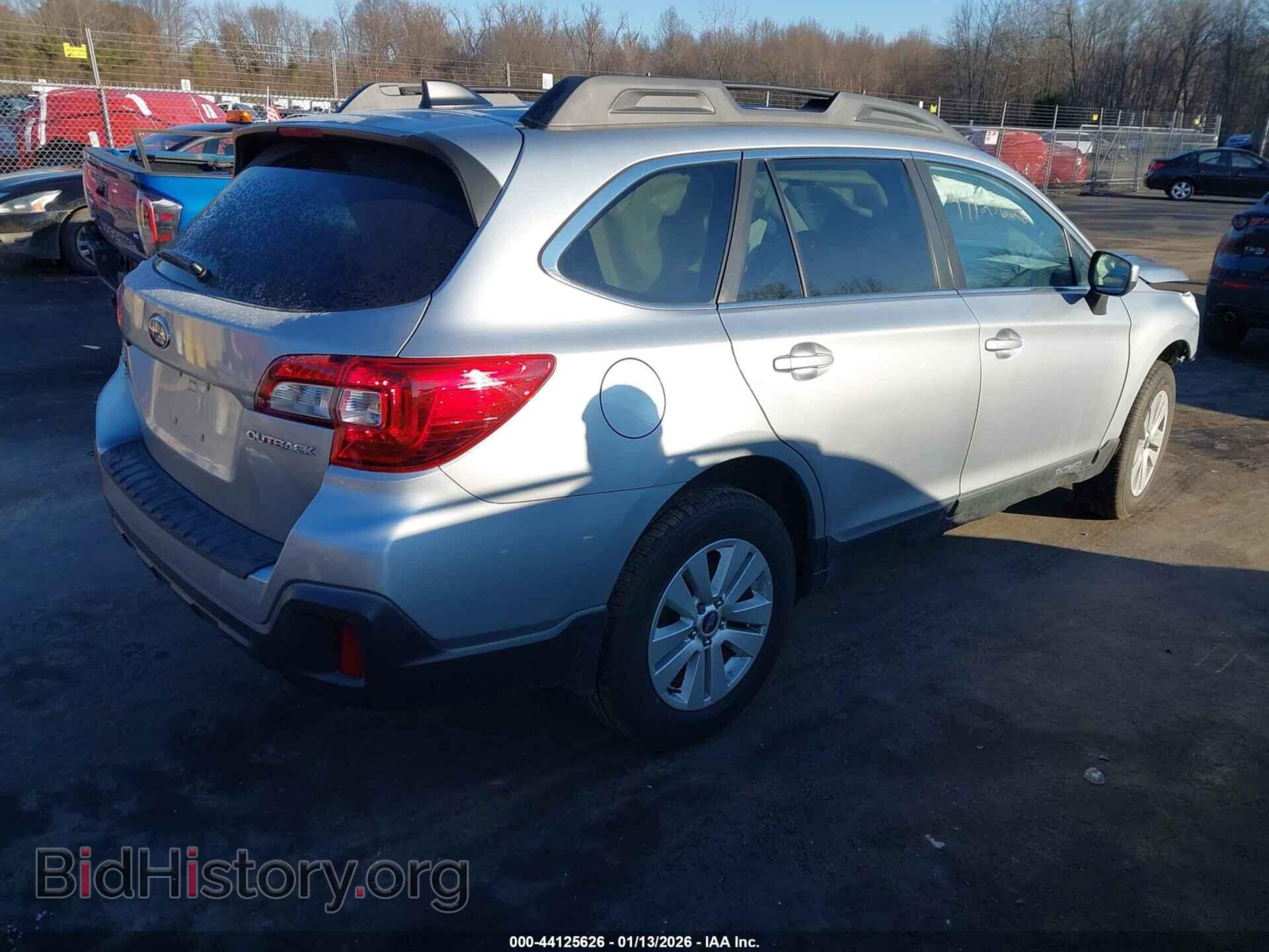 2019 SUBARU OUTBACK - VIN: 4S4BSAFC9K3335877 - Фото 4