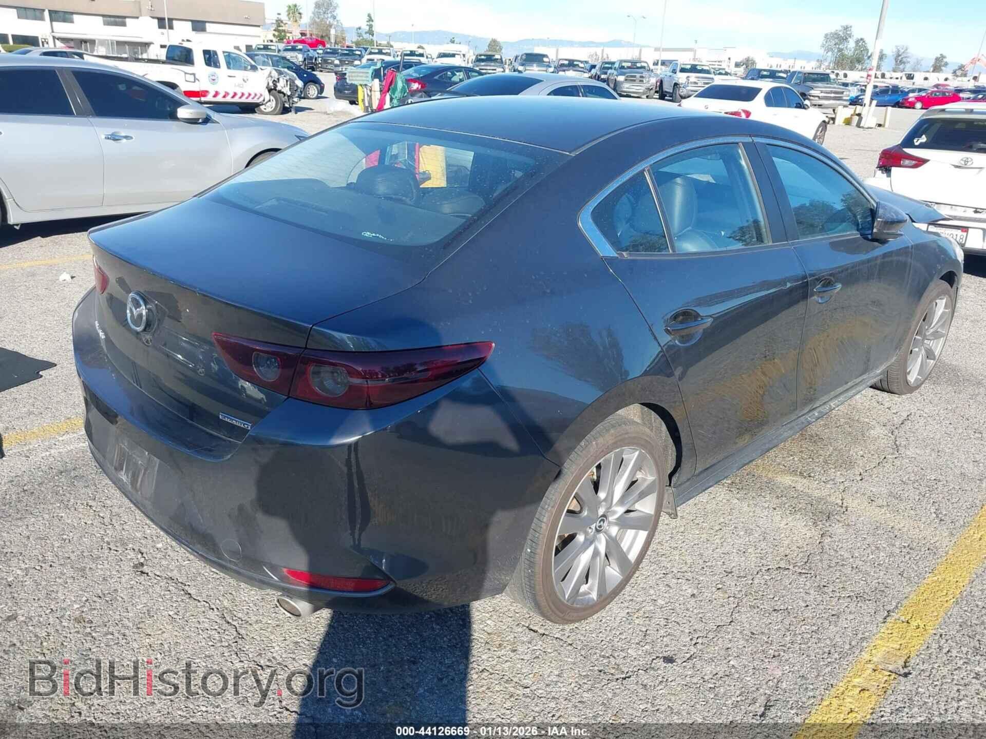2021 MAZDA MAZDA3 - VIN: JM1BPABL7M1328095 - Photo 4