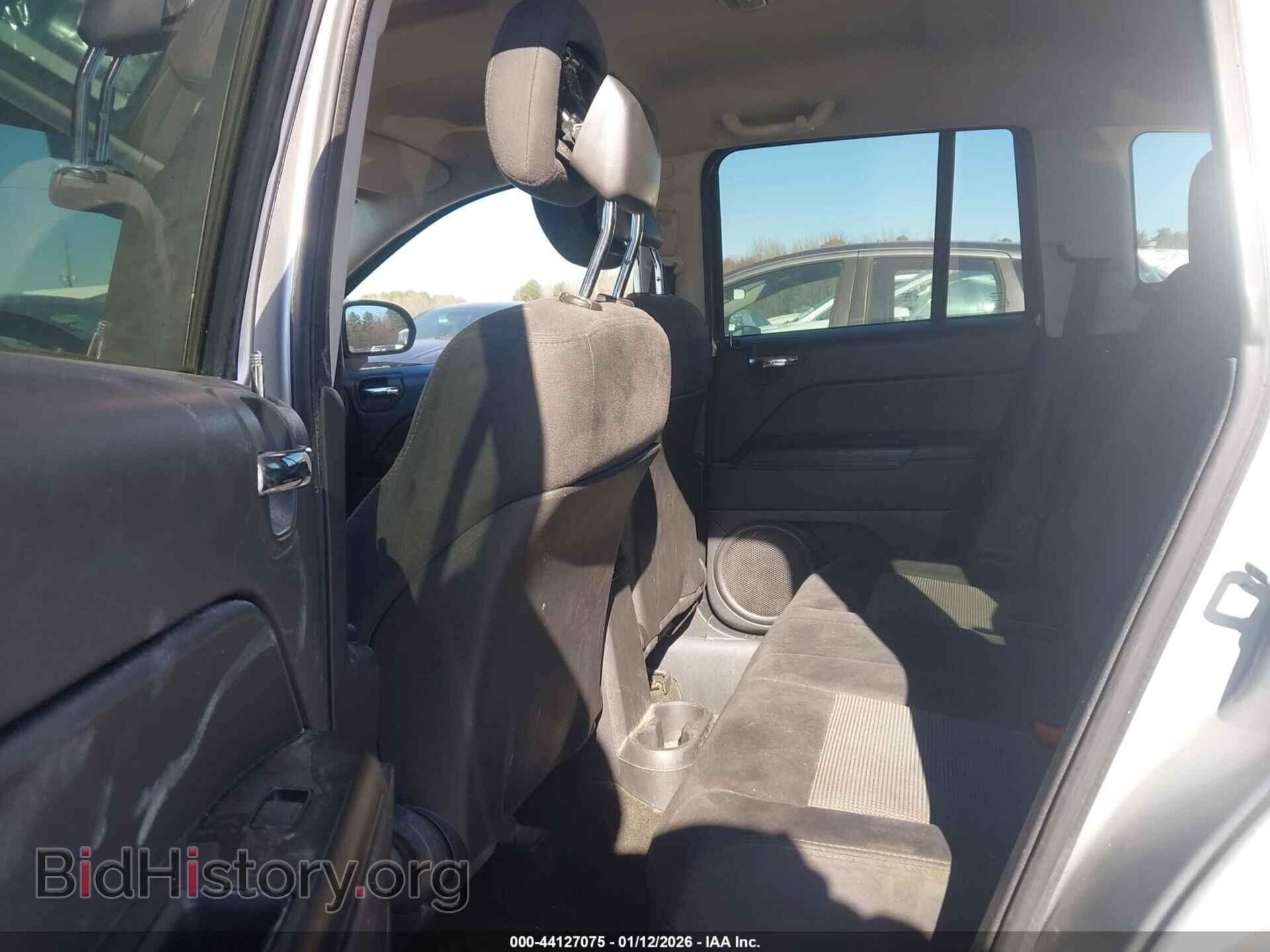 2012 JEEP COMPASS - VIN: 1C4NJCBB2CD687059 - Фото 8