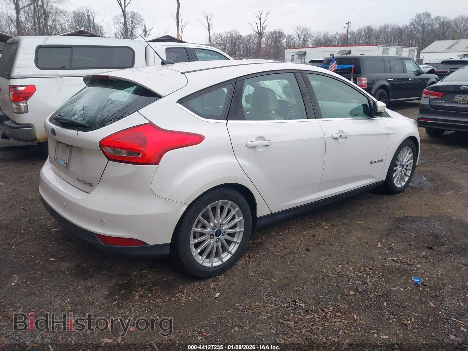 2017 FORD FOCUS - VIN: 1FADP3R42HL258170 - Фото 4