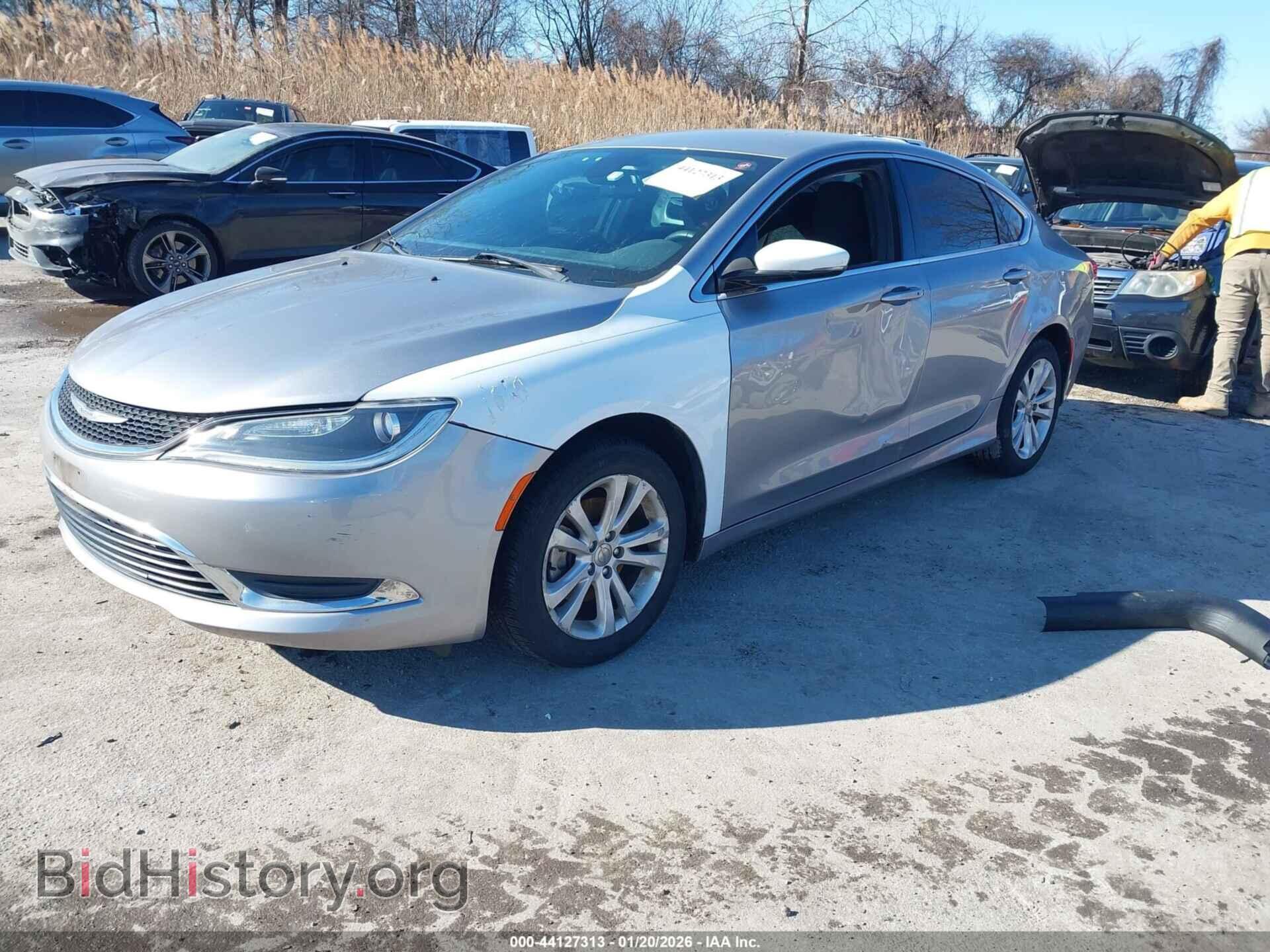2015 CHRYSLER 200 - VIN: 1C3CCCAB3FN680482 - Фото 2