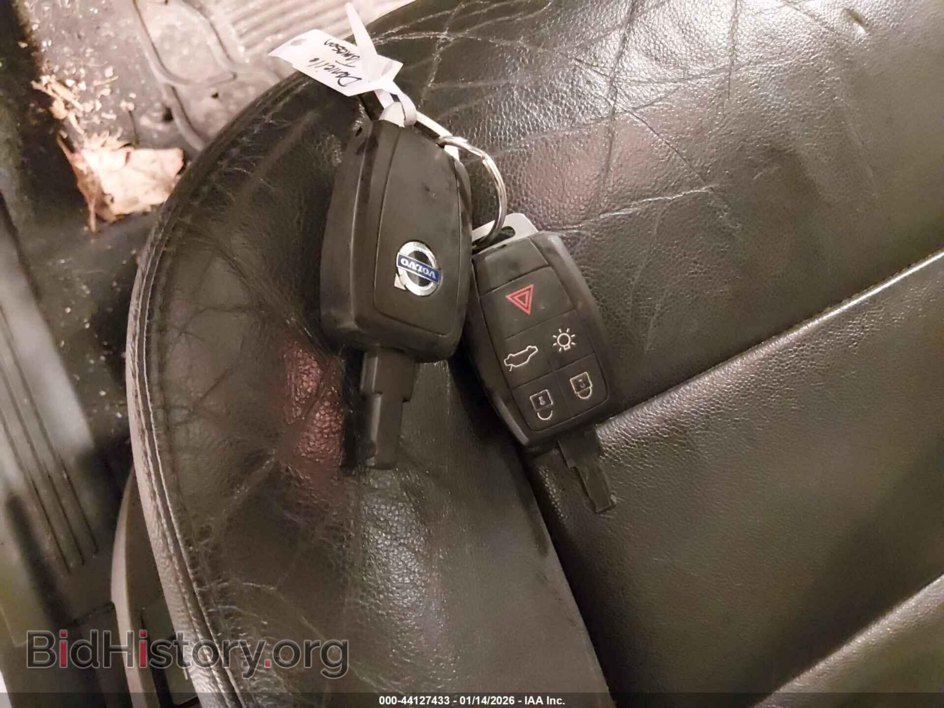 2011 VOLVO S40 - VIN: YV1672MS1B2533800 - Фото 11