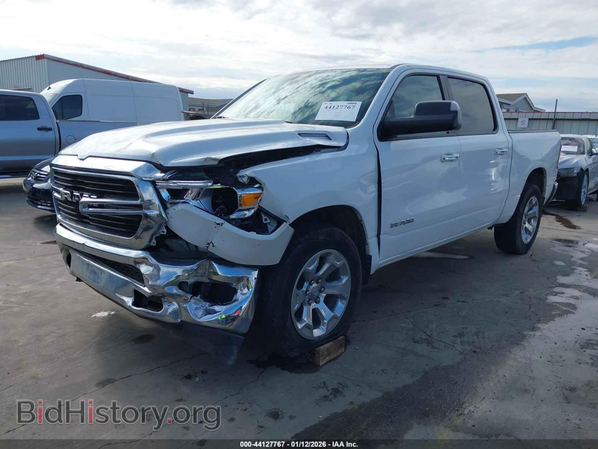 2020 RAM 1500 - VIN: 1C6RREFTXLN271027 - Фото 2