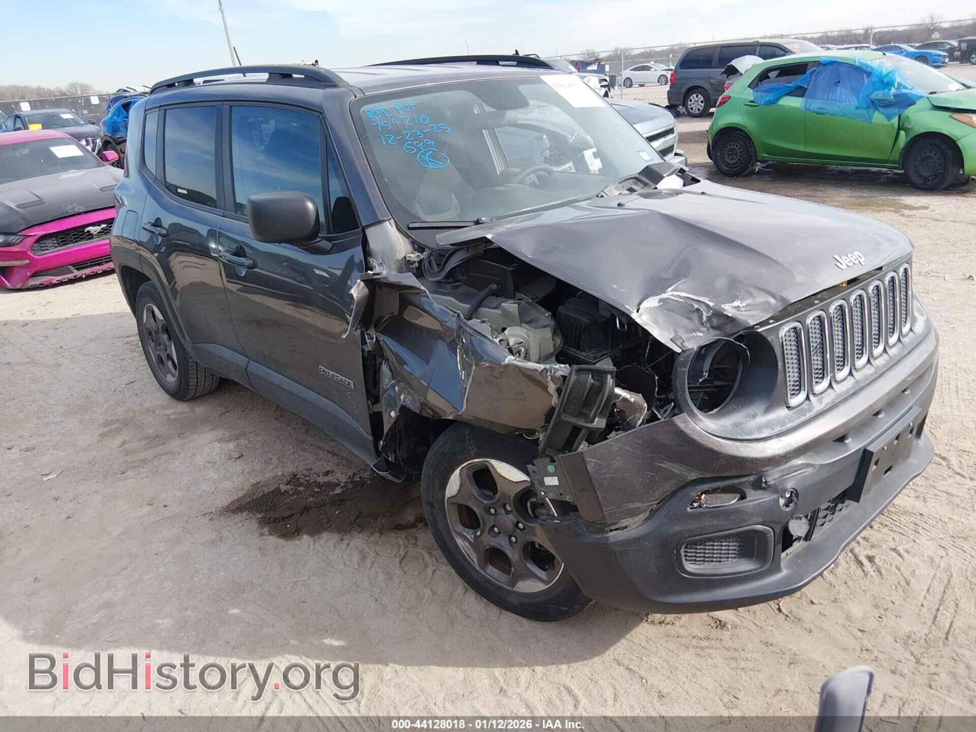 Фотография ZACCJAAB8HPF51945 - JEEP RENEGADE 2017