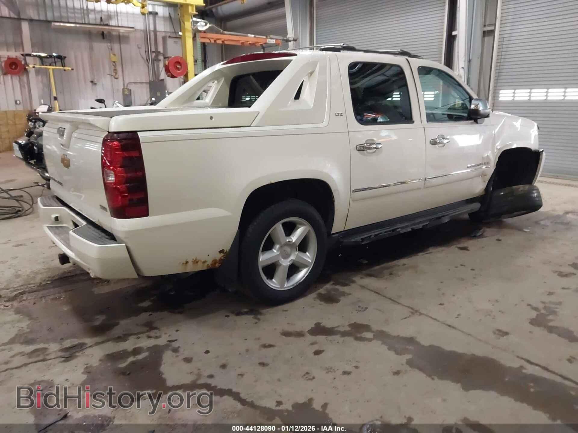 2012 CHEVROLET AVALANCHE - VIN: 3GNTKGE7XCG166409 - Фото 4
