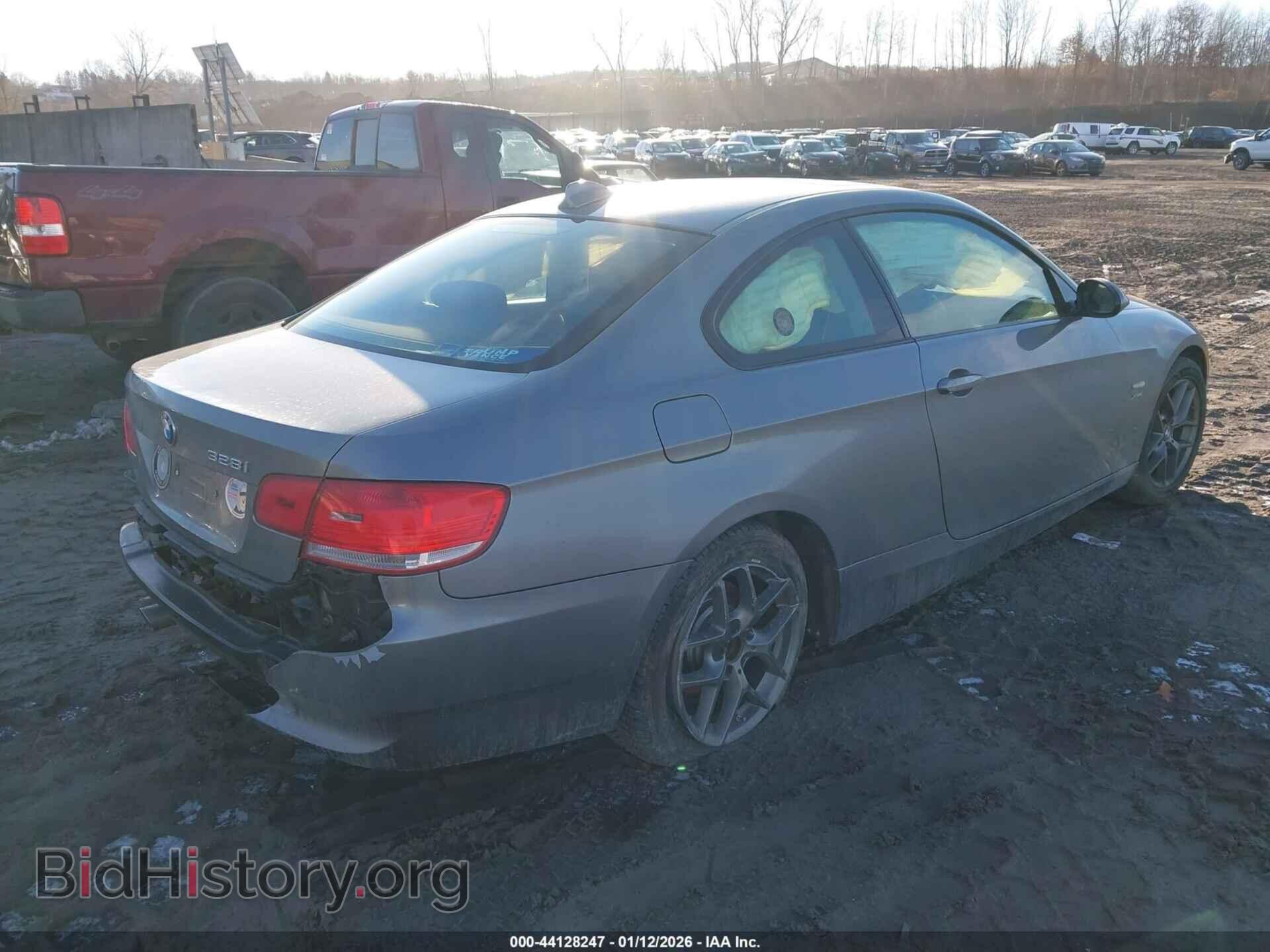2009 BMW 328 - VIN: WBAWC33589PC87926 - Фото 4